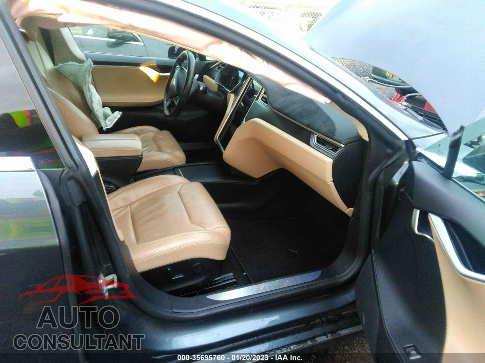 TESLA MODEL S 2017 - 5YJSA1E28HF187863