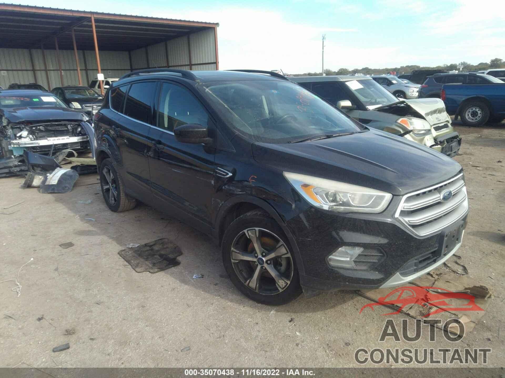 FORD ESCAPE 2017 - 1FMCU0GD0HUB42570