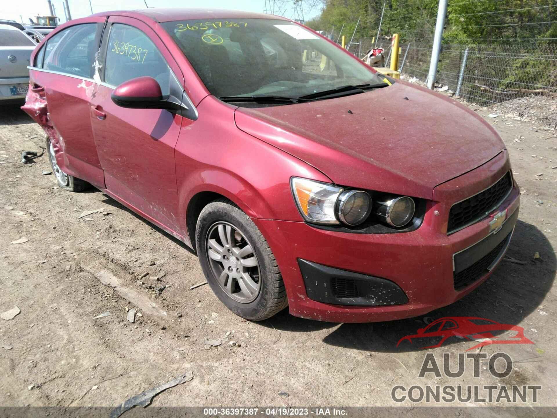 CHEVROLET SONIC 2016 - 1G1JC5SH5G4169874