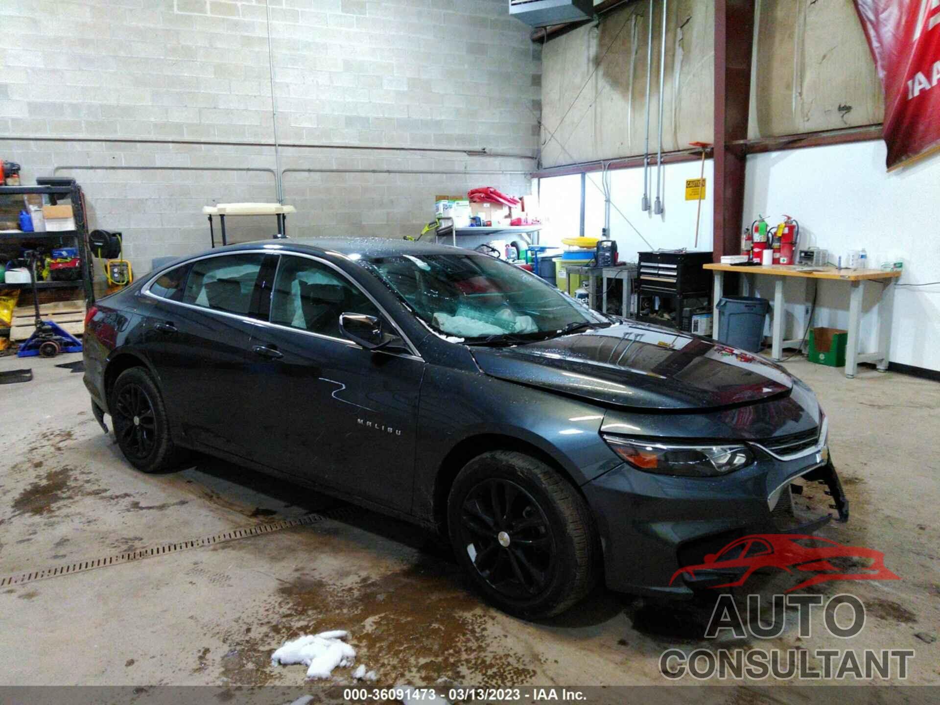 CHEVROLET MALIBU 2018 - 1G1ZD5STXJF159714
