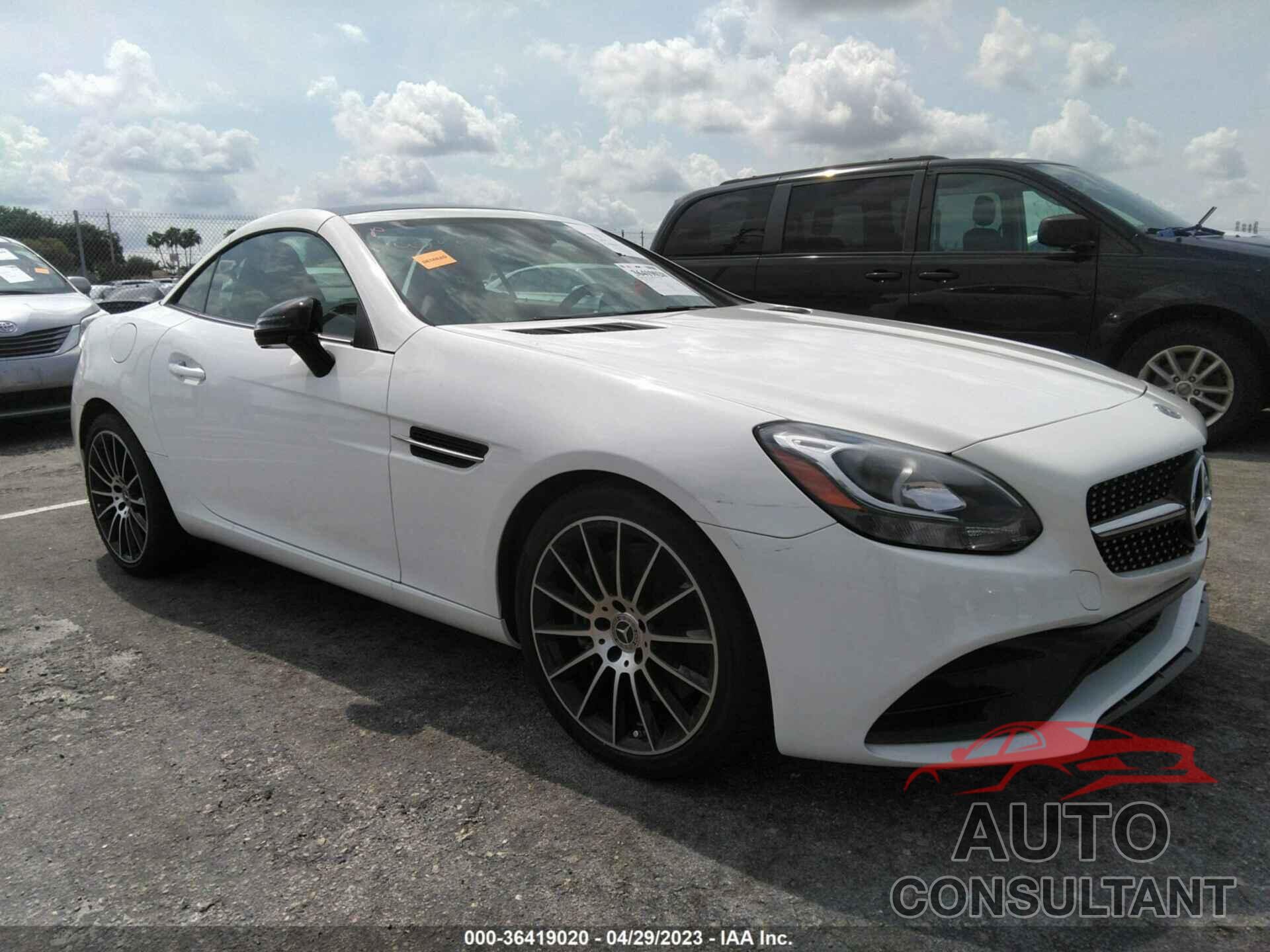 MERCEDES-BENZ SLC 2018 - WDDPK3JA8JF152386