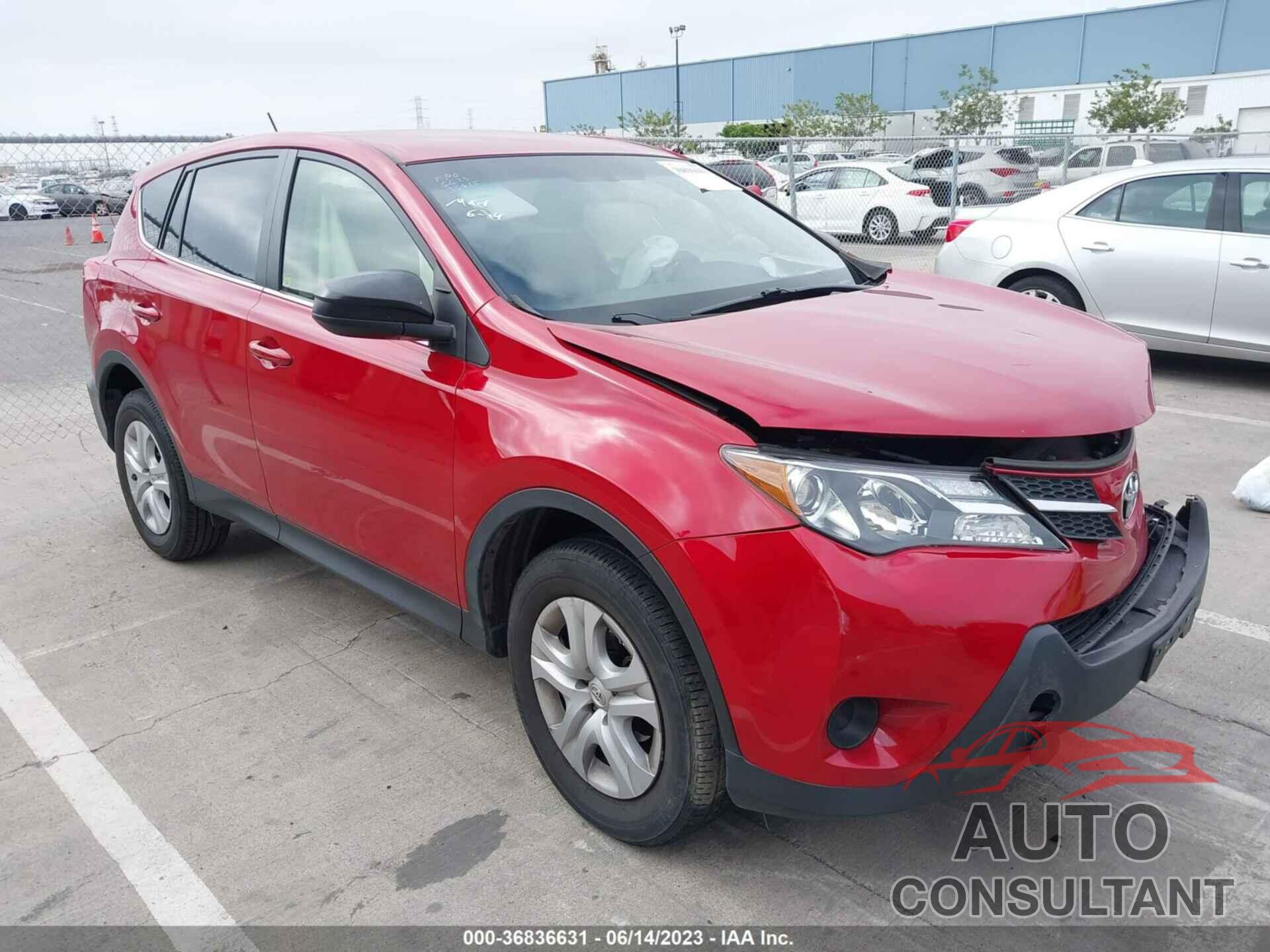 TOYOTA RAV4 2015 - JTMBFREV9FD104312