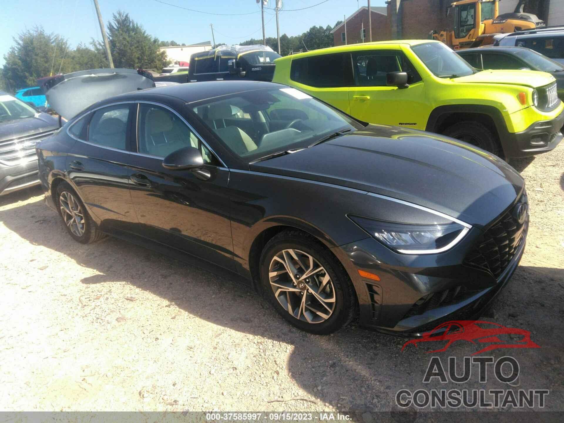 HYUNDAI SONATA 2022 - KMHL64JA8NA209784
