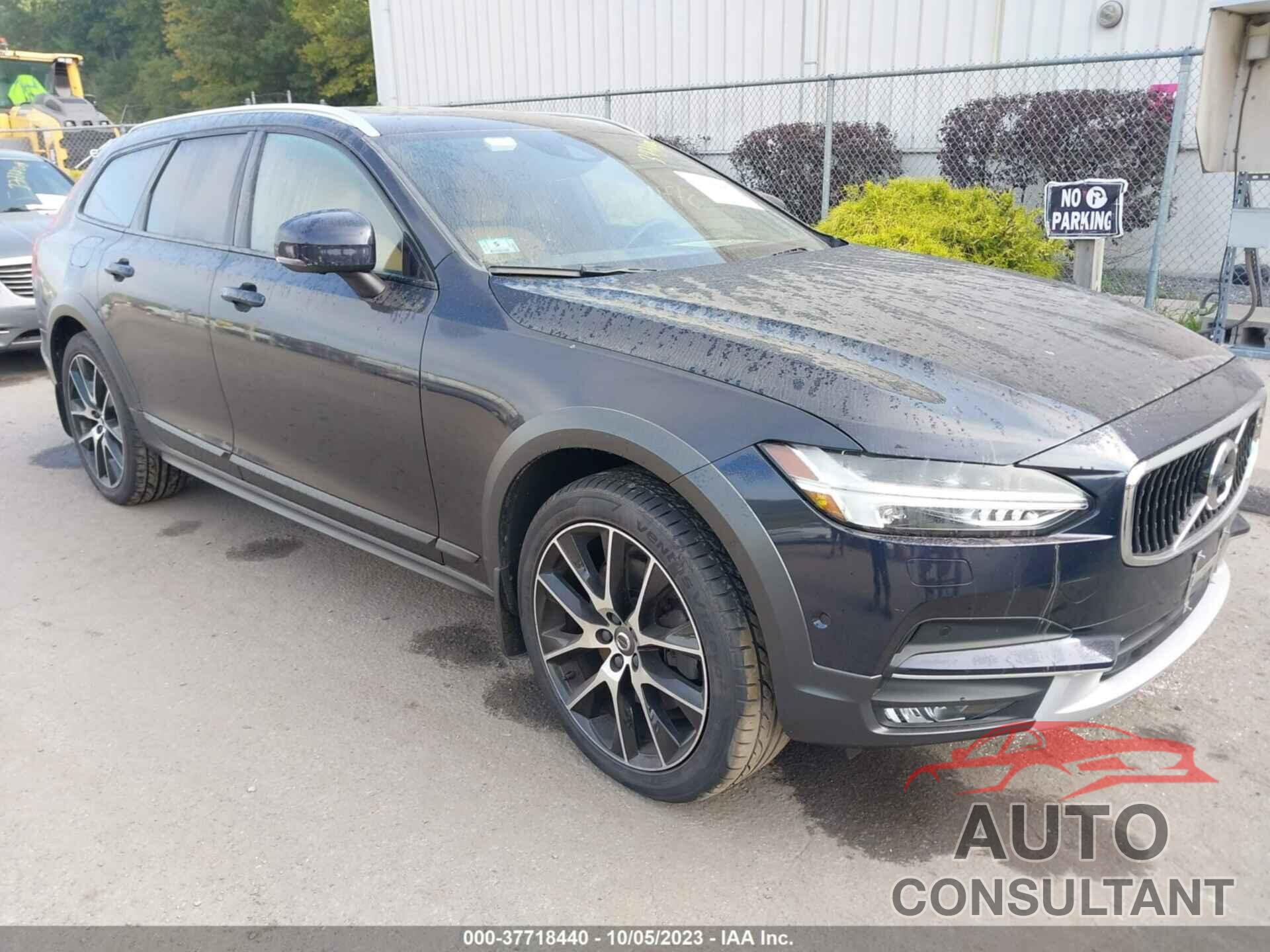 VOLVO V90 CROSS COUNTRY 2017 - YV4A22NL3H1007833