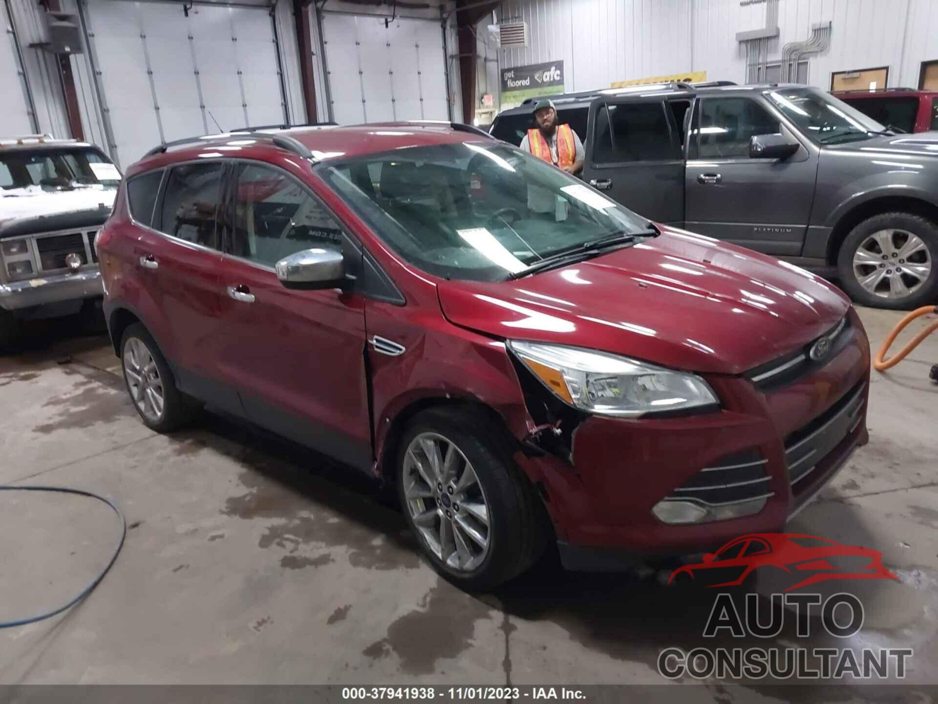 FORD ESCAPE 2015 - 1FMCU9G97FUA79044