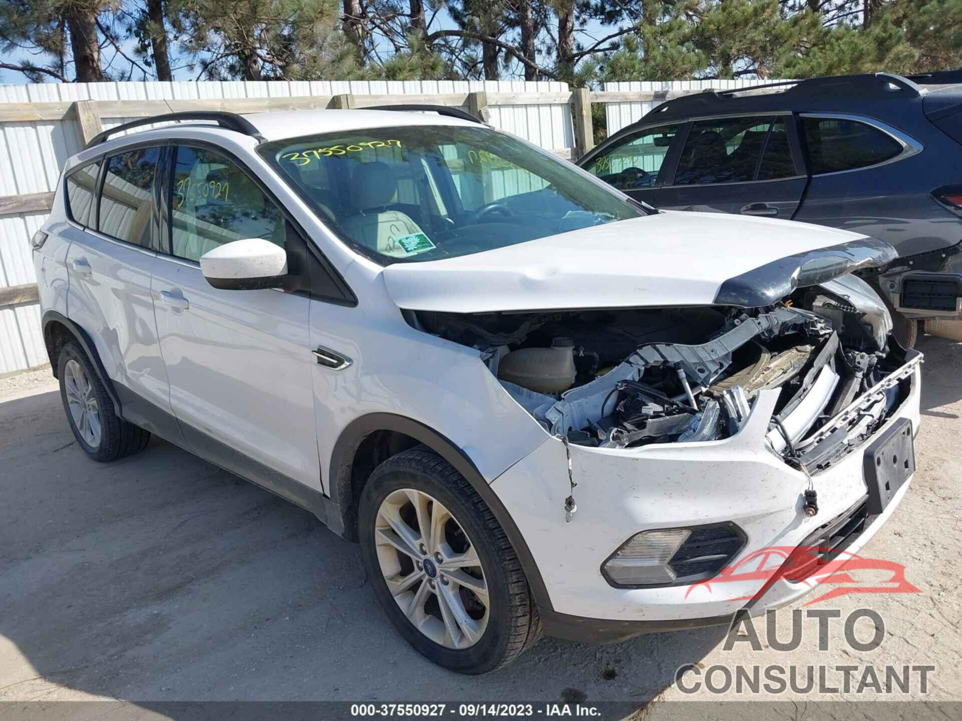 FORD ESCAPE 2017 - 1FMCU9G95HUA25681