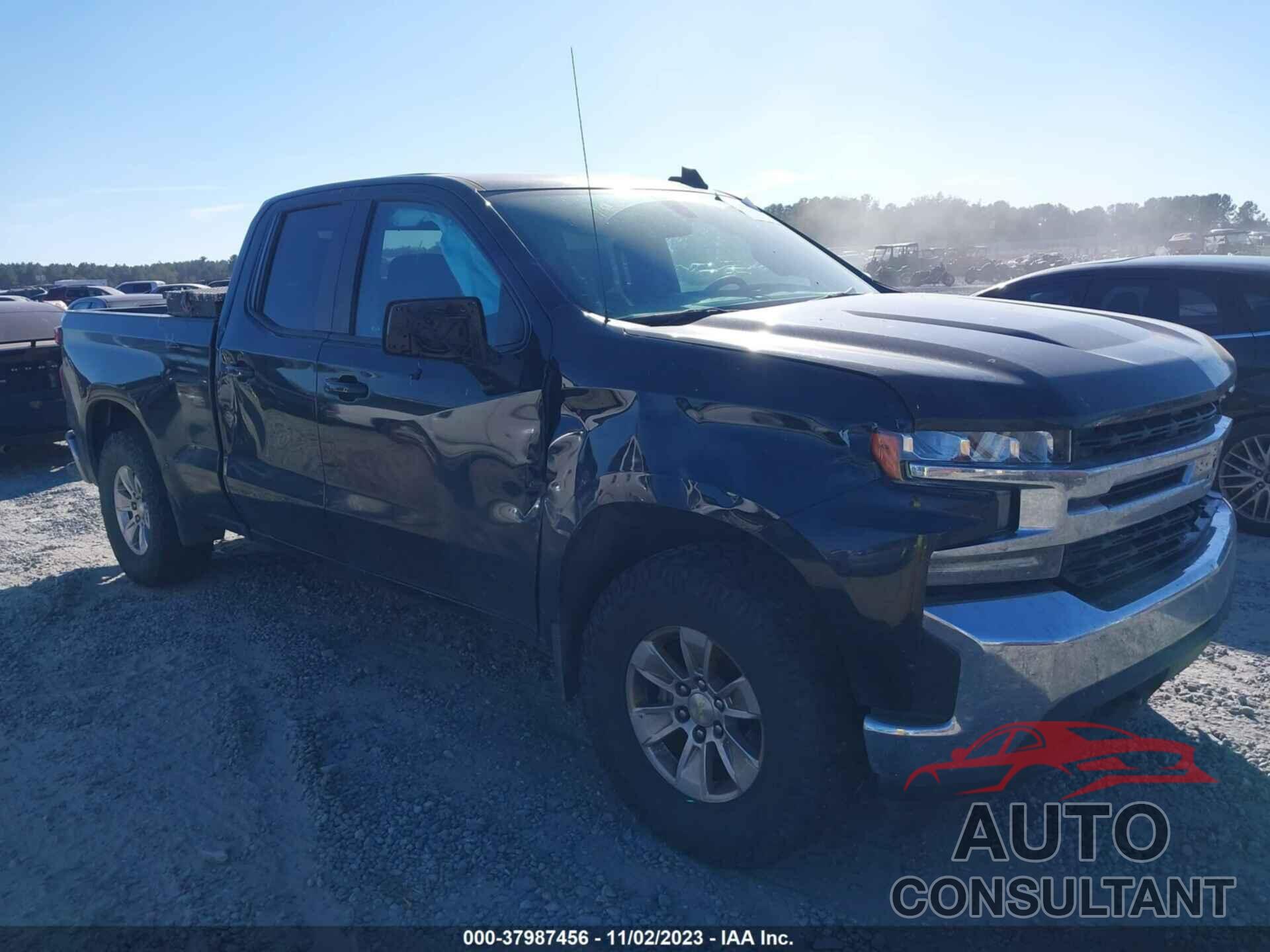 CHEVROLET SILVERADO 1500 2020 - 1GCRYDED9LZ256933