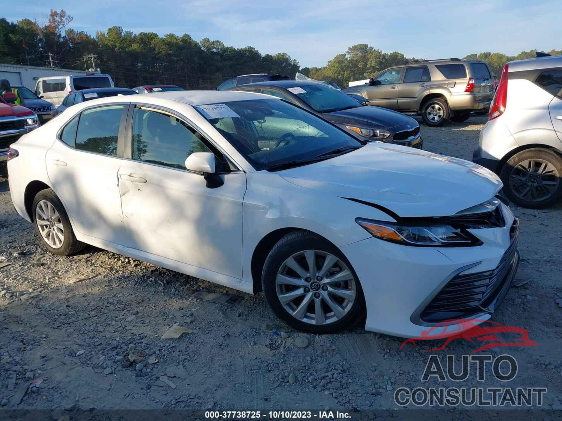 TOYOTA CAMRY 2023 - 4T1C11AK5PU788353