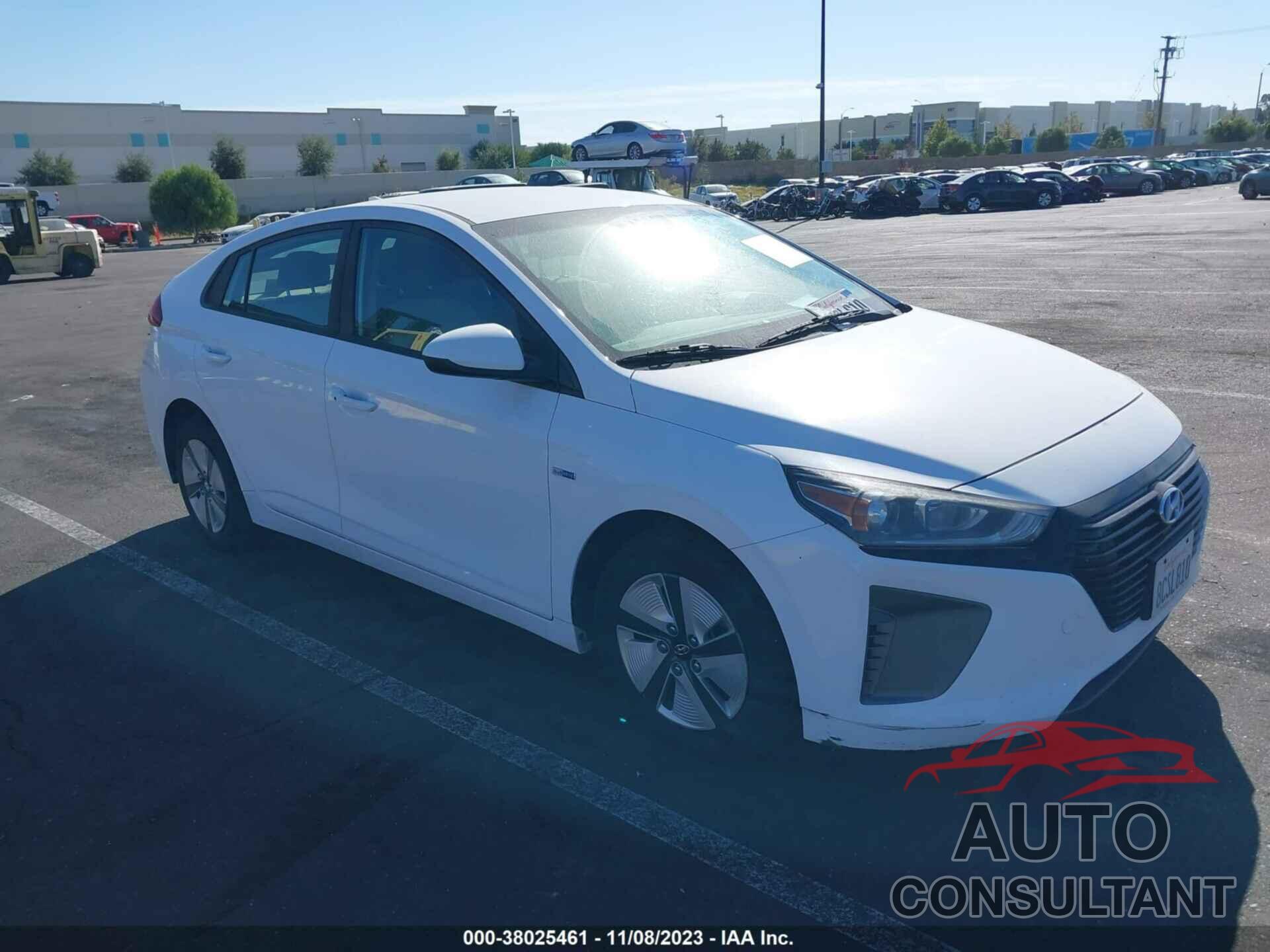 HYUNDAI IONIQ HYBRID 2018 - KMHC65LC6JU065889