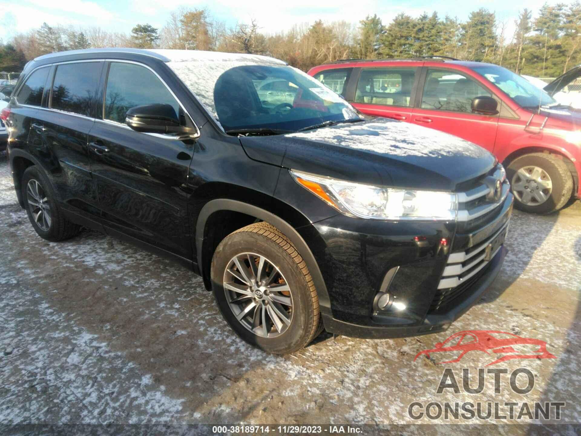 TOYOTA HIGHLANDER 2019 - 5TDJZRFH2KS562896