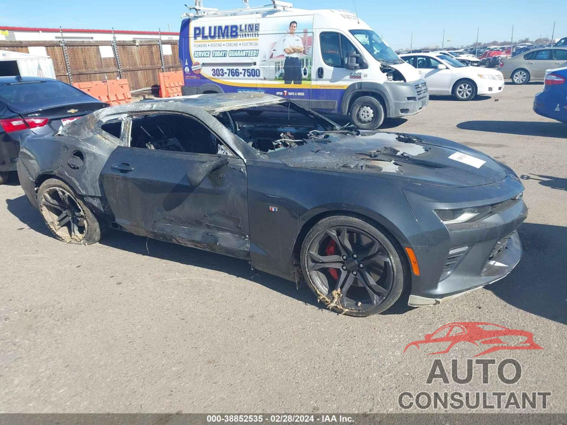 CHEVROLET CAMARO 2018 - 1G1FE1R72J0131247