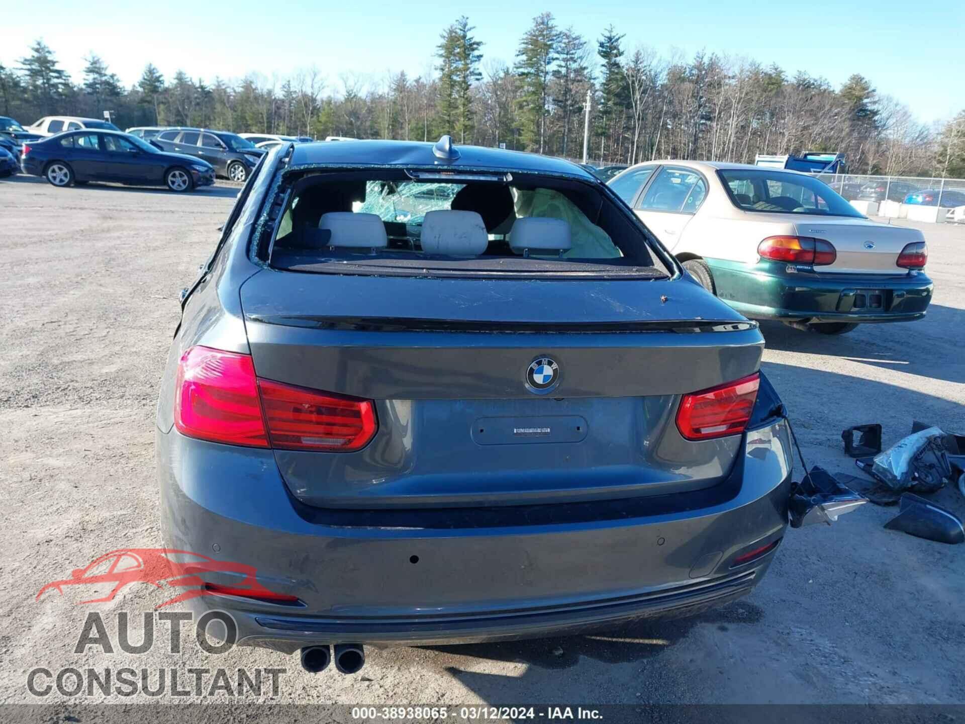 BMW 328I 2016 - WBA8E3G50GNU03879
