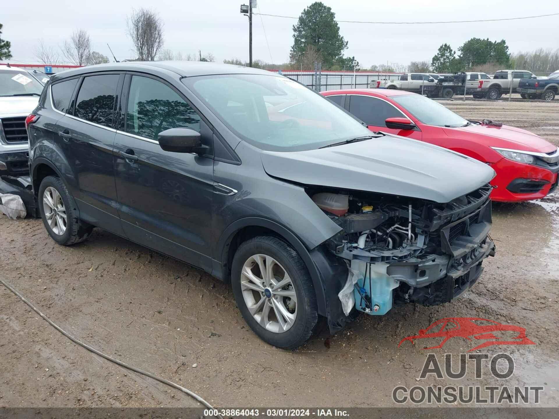 FORD ESCAPE 2019 - 1FMCU0GD2KUB47079
