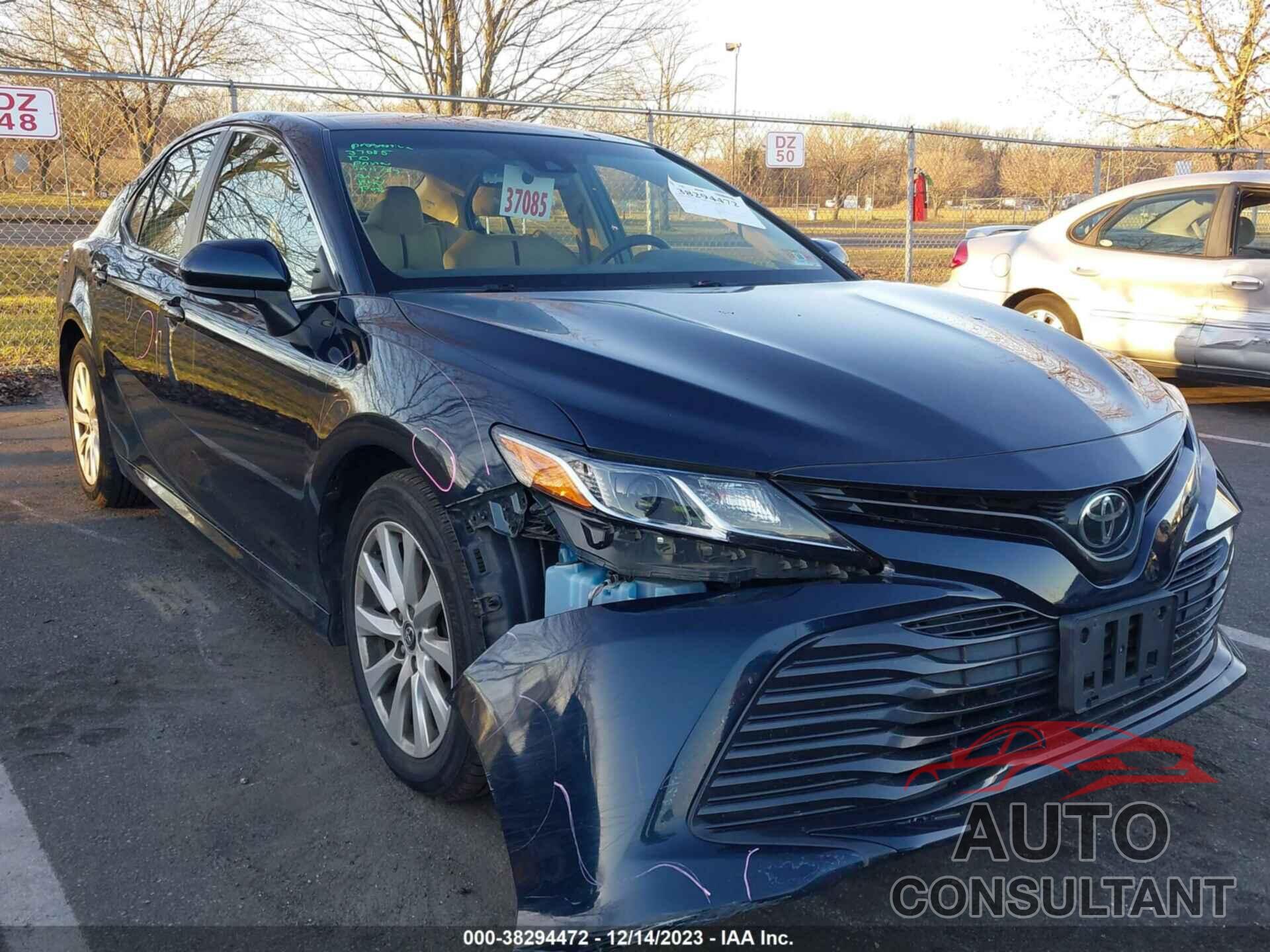 TOYOTA CAMRY 2018 - JTNB11HK2J3031120