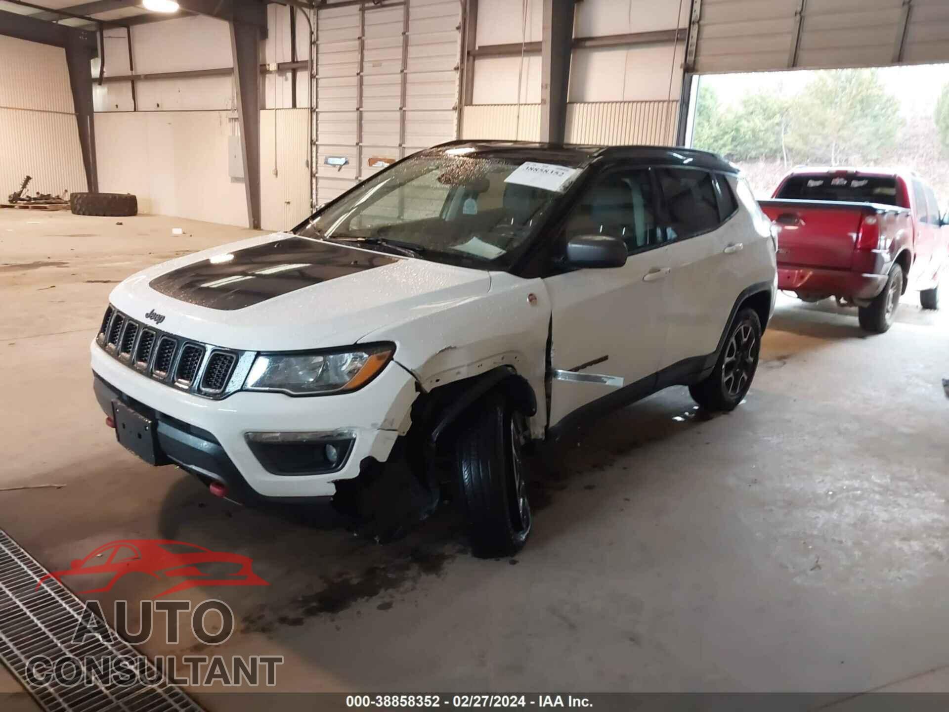 JEEP COMPASS 2020 - 3C4NJDDB7LT195656