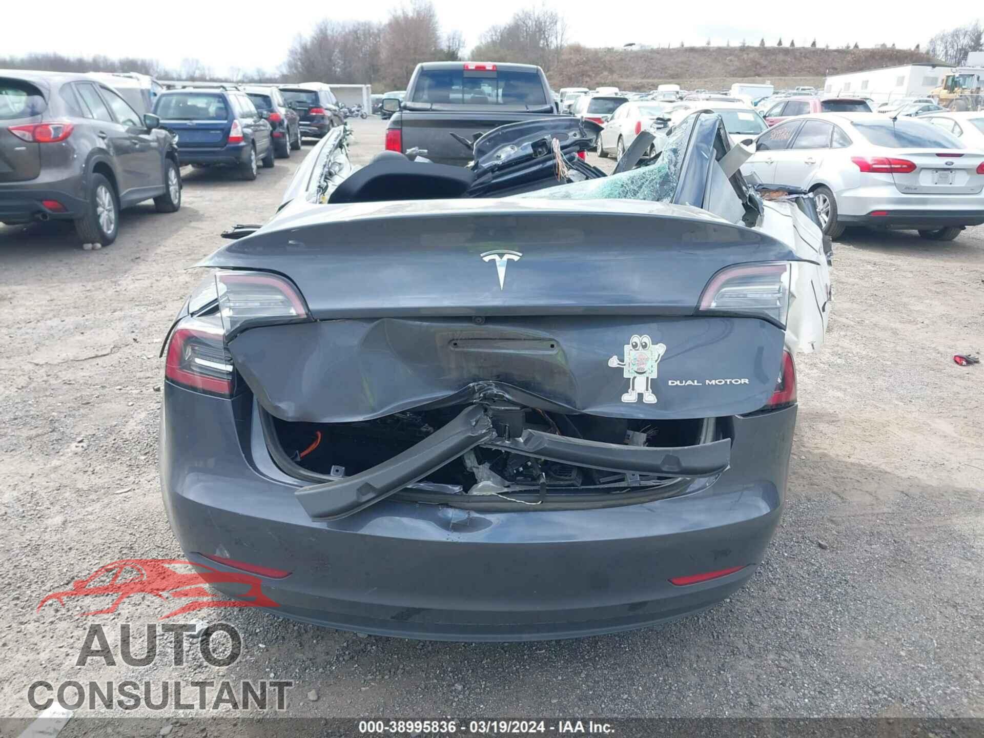 TESLA MODEL 3 2023 - 5YJ3E1EB5PF470695