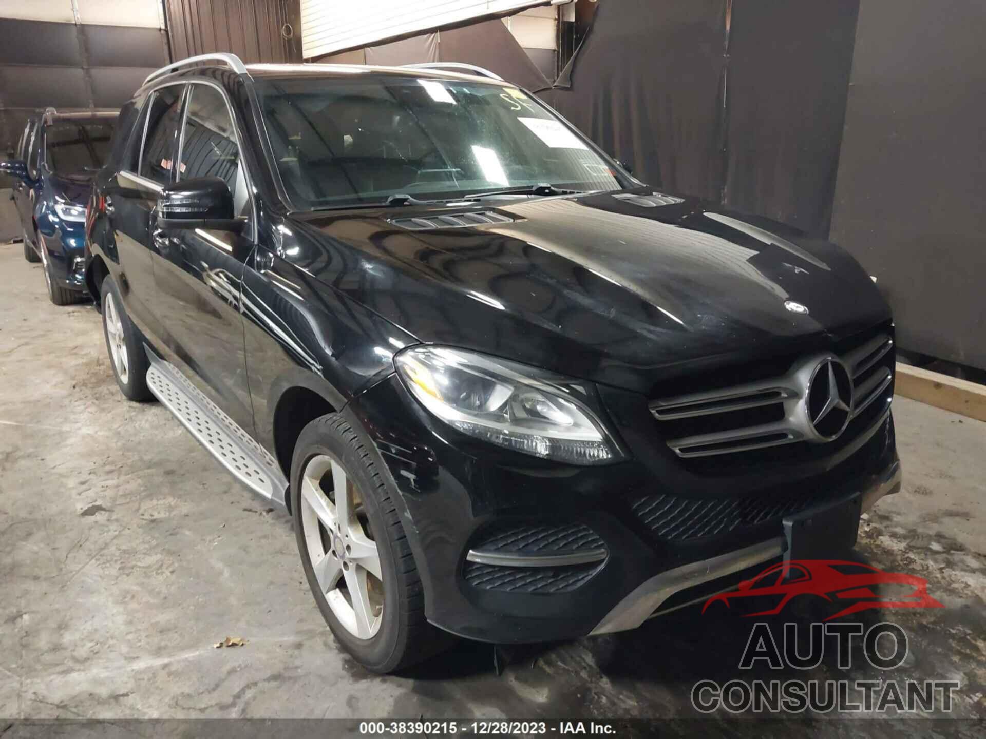 MERCEDES-BENZ GLE 350 2017 - 4JGDA5HB3HA882817