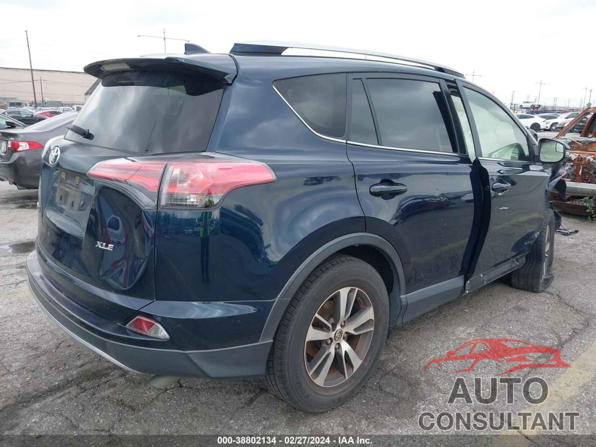 TOYOTA RAV4 2017 - JTMWFREV4HJ125347