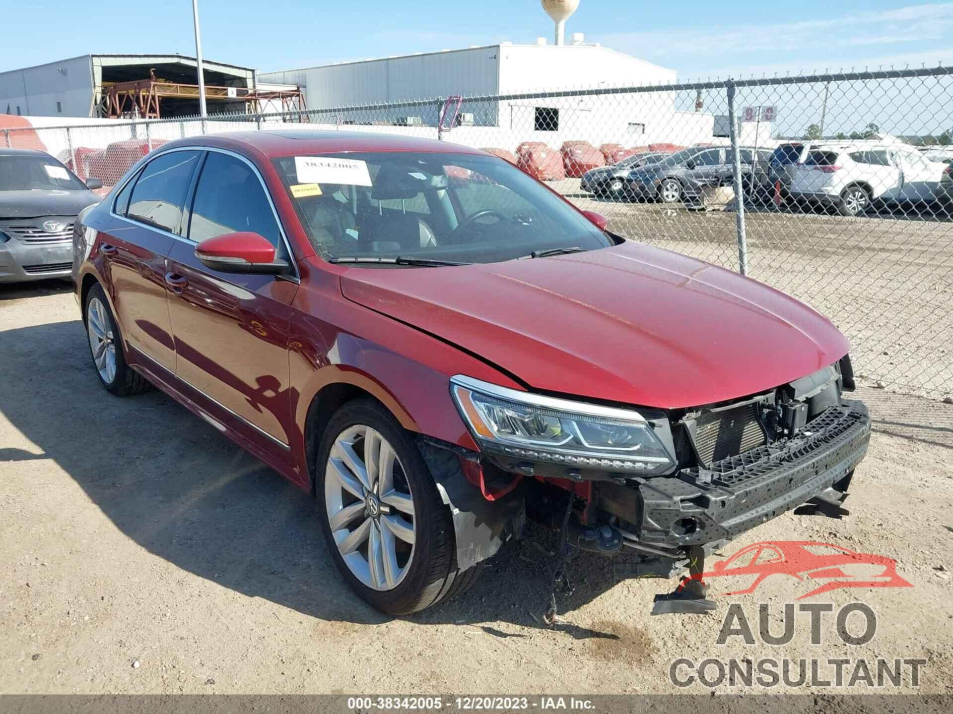 VOLKSWAGEN PASSAT 2017 - 1VWCT7A36HC081759