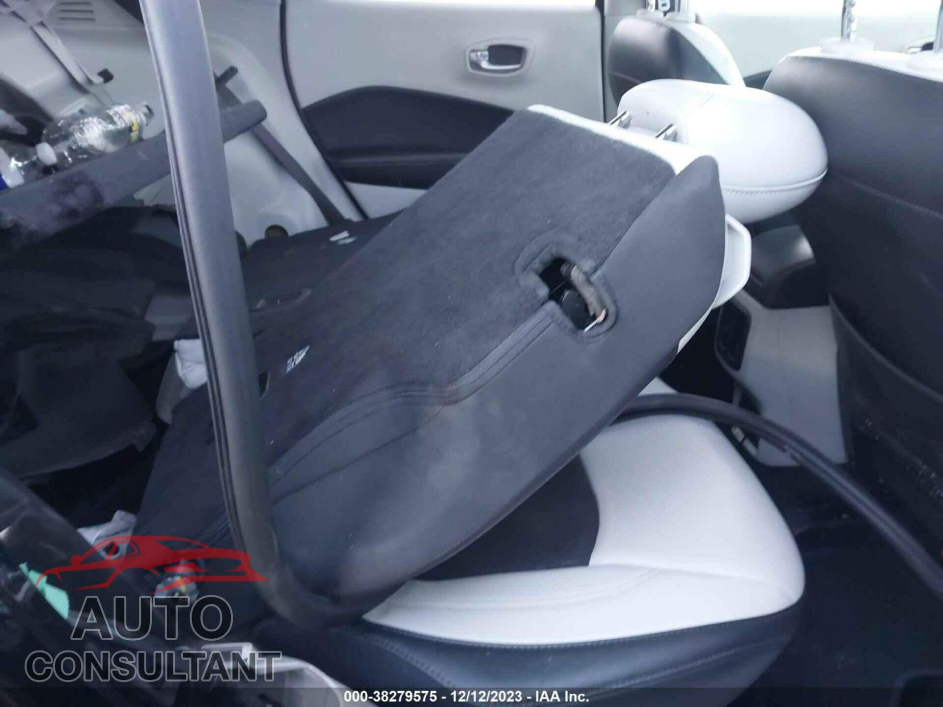 JEEP COMPASS 2018 - 3C4NJCBB0JT468141