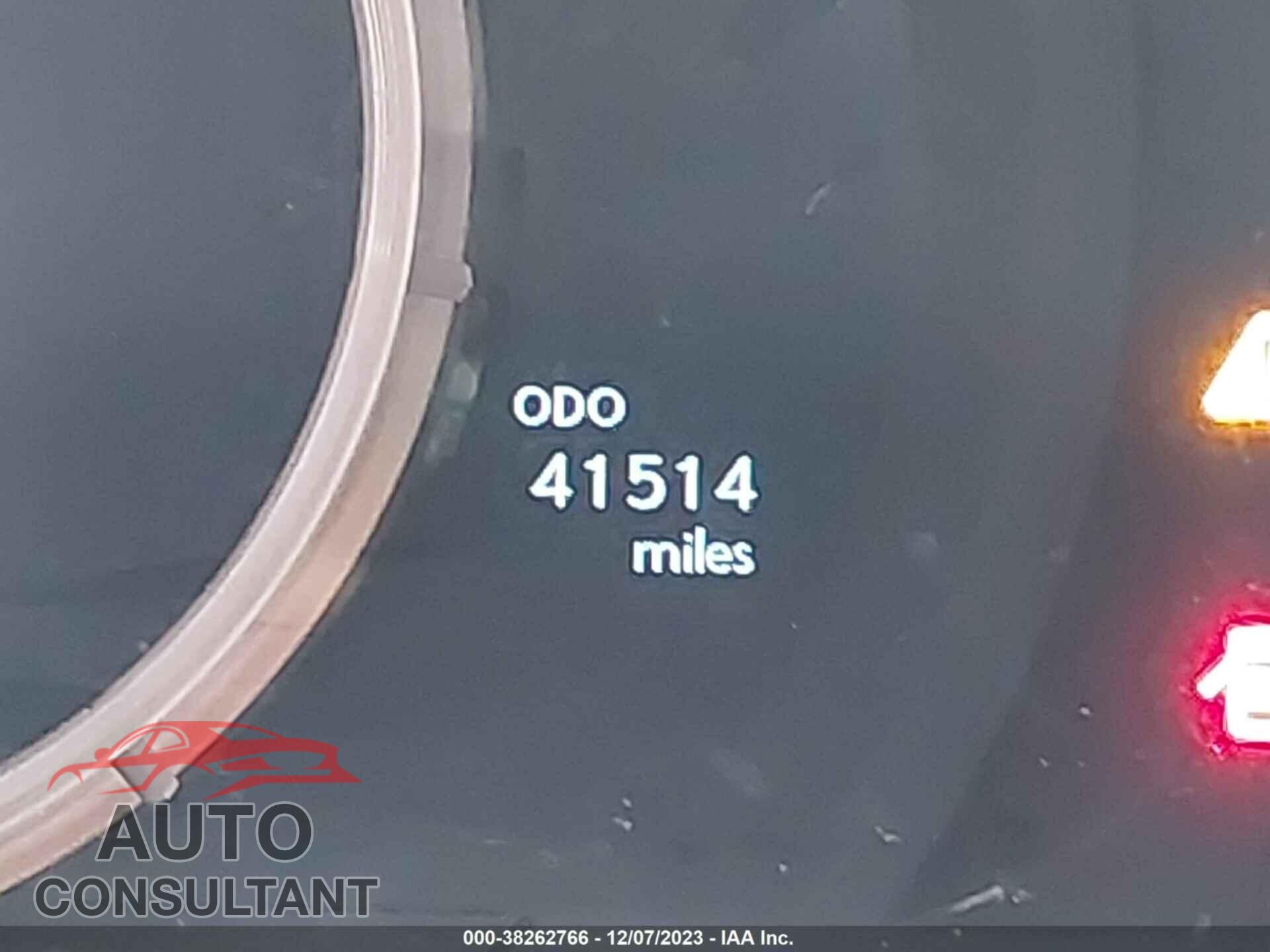 LEXUS IS 2017 - JTHCE1D20H5013635