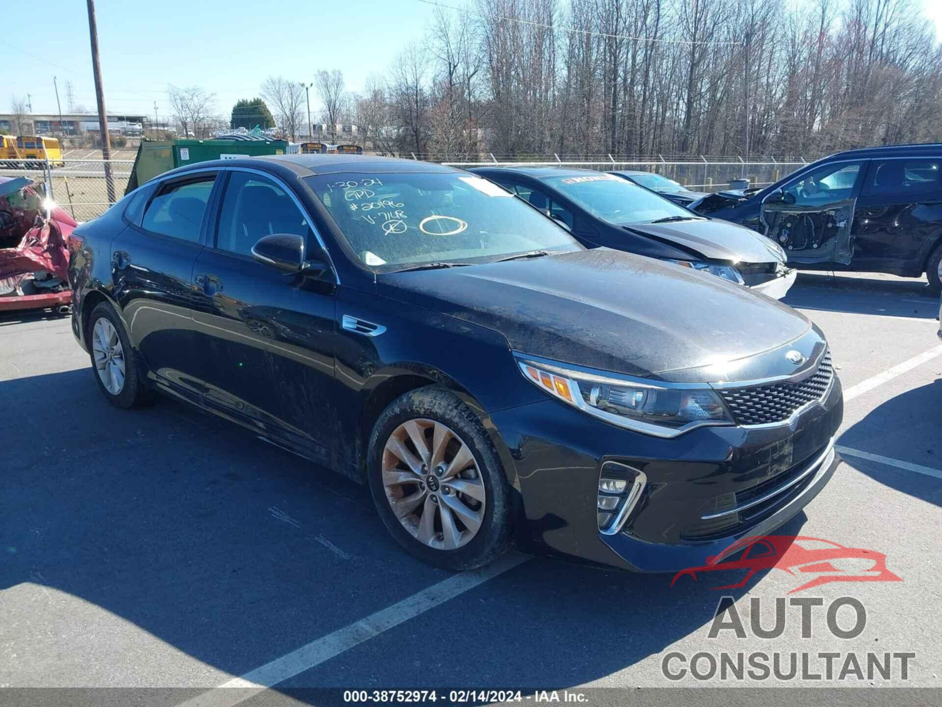 KIA OPTIMA 2018 - 5XXGT4L39JG207148