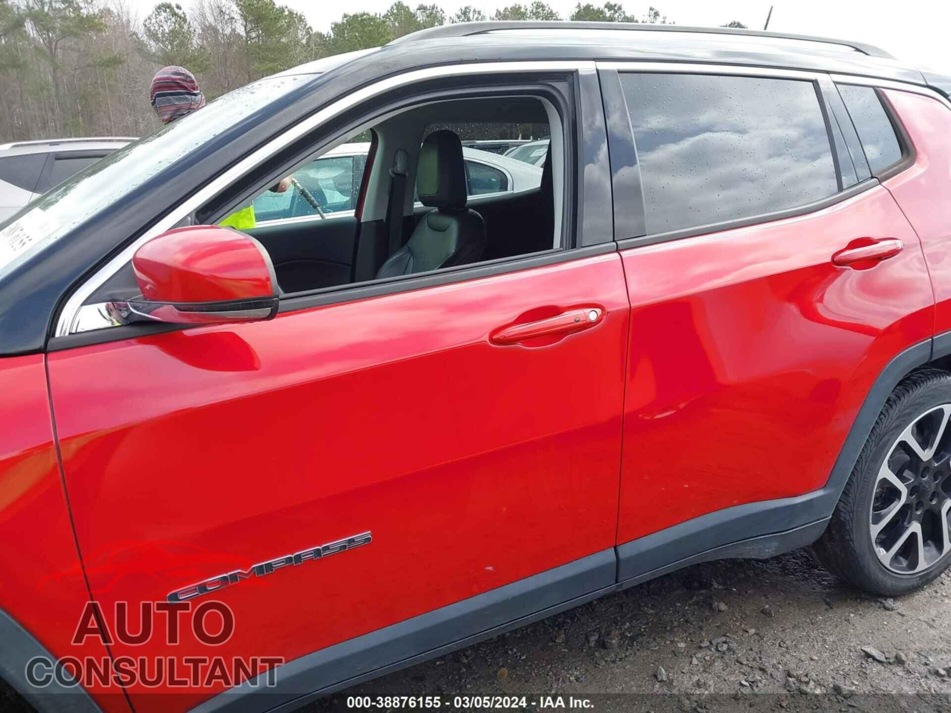 JEEP COMPASS 2018 - 3C4NJCCB7JT181507