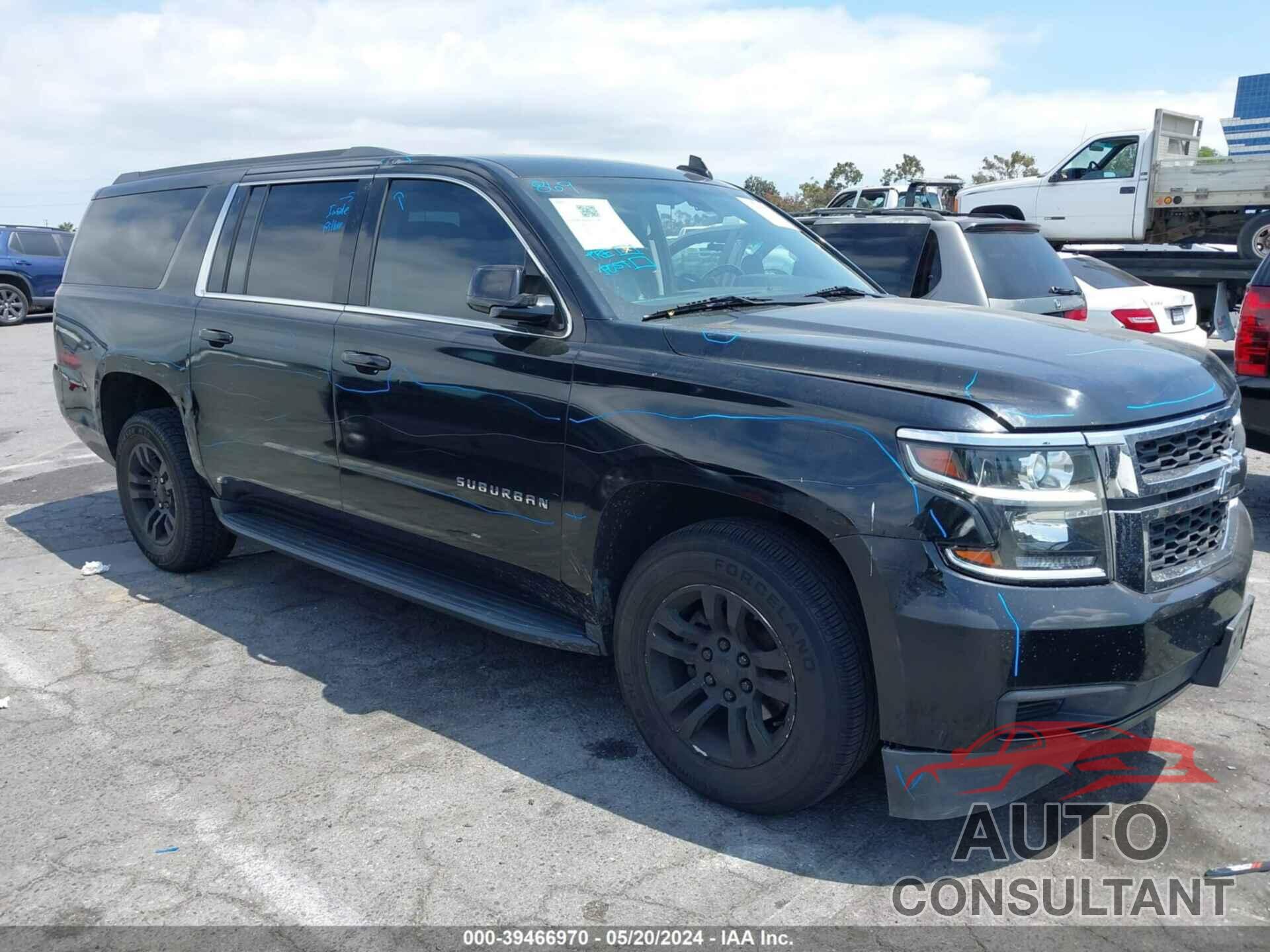 CHEVROLET SUBURBAN 2018 - 1GNSCGKC5JR175526