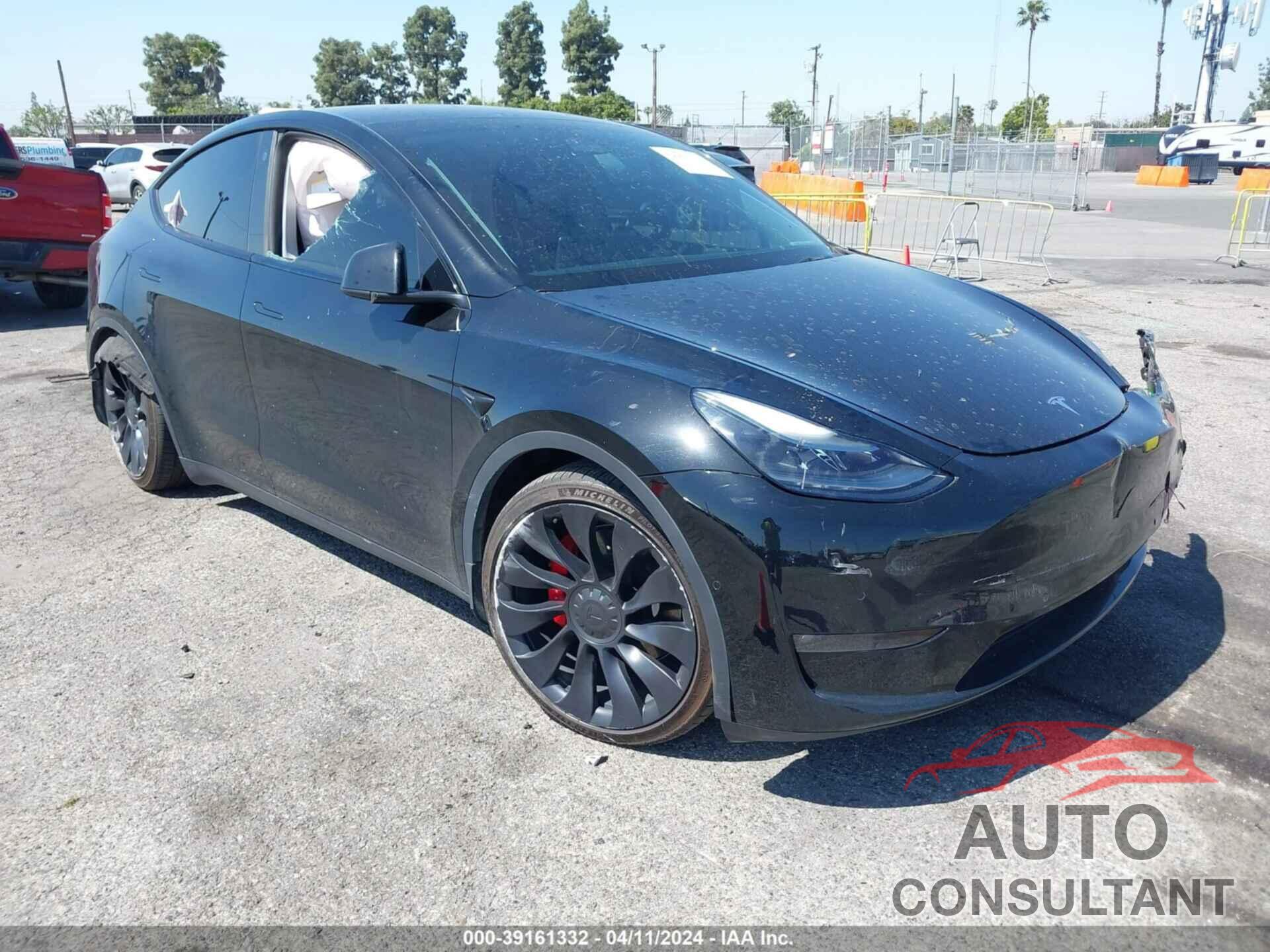 TESLA MODEL Y 2022 - 7SAYGDEF0NF493855