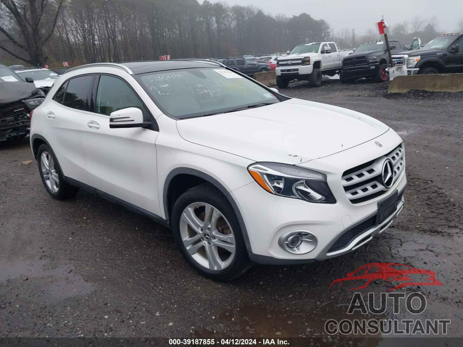 MERCEDES-BENZ GLA 250 2018 - WDCTG4GB1JJ522469