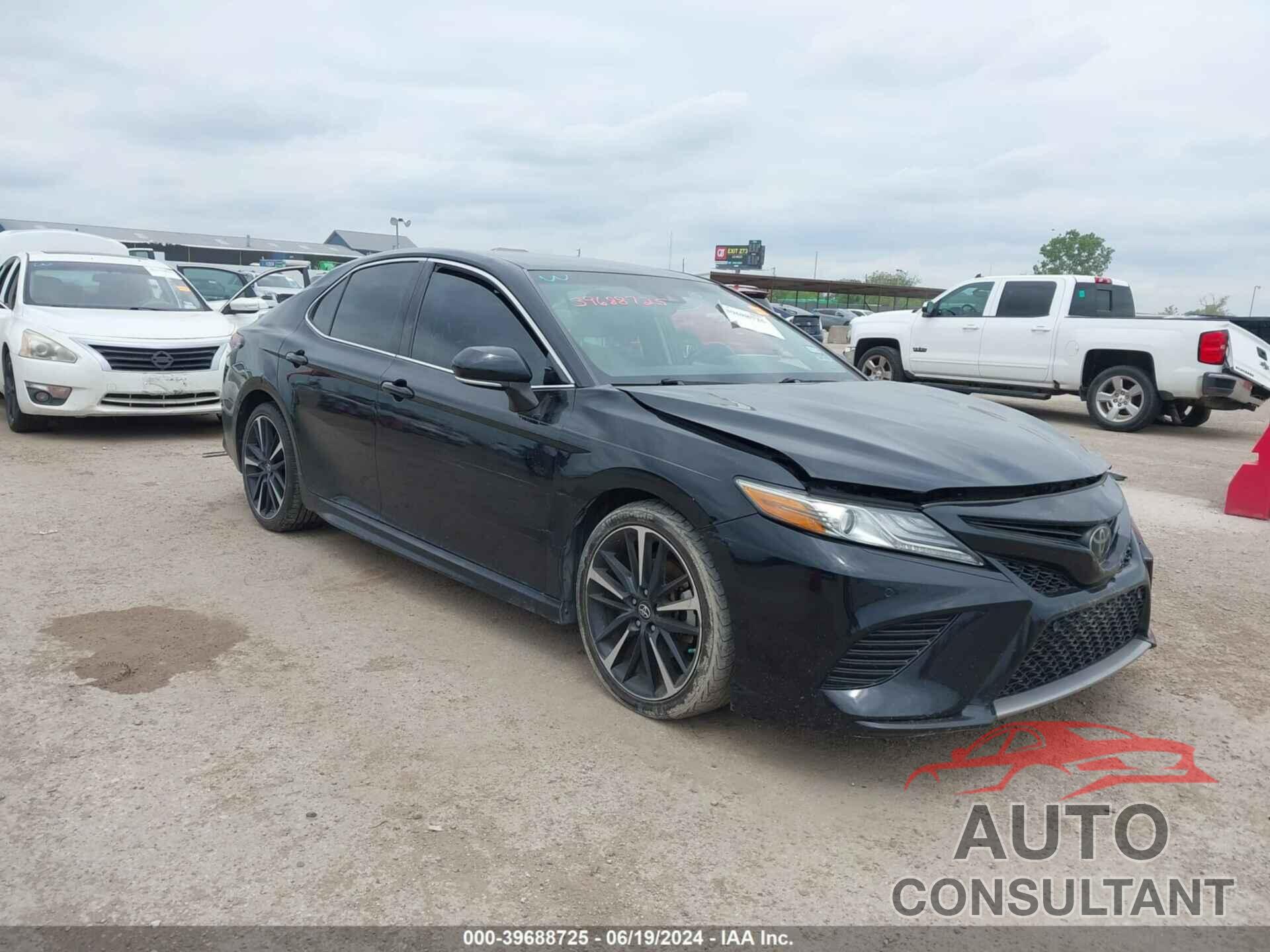 TOYOTA CAMRY 2018 - 4T1B61HK4JU126788