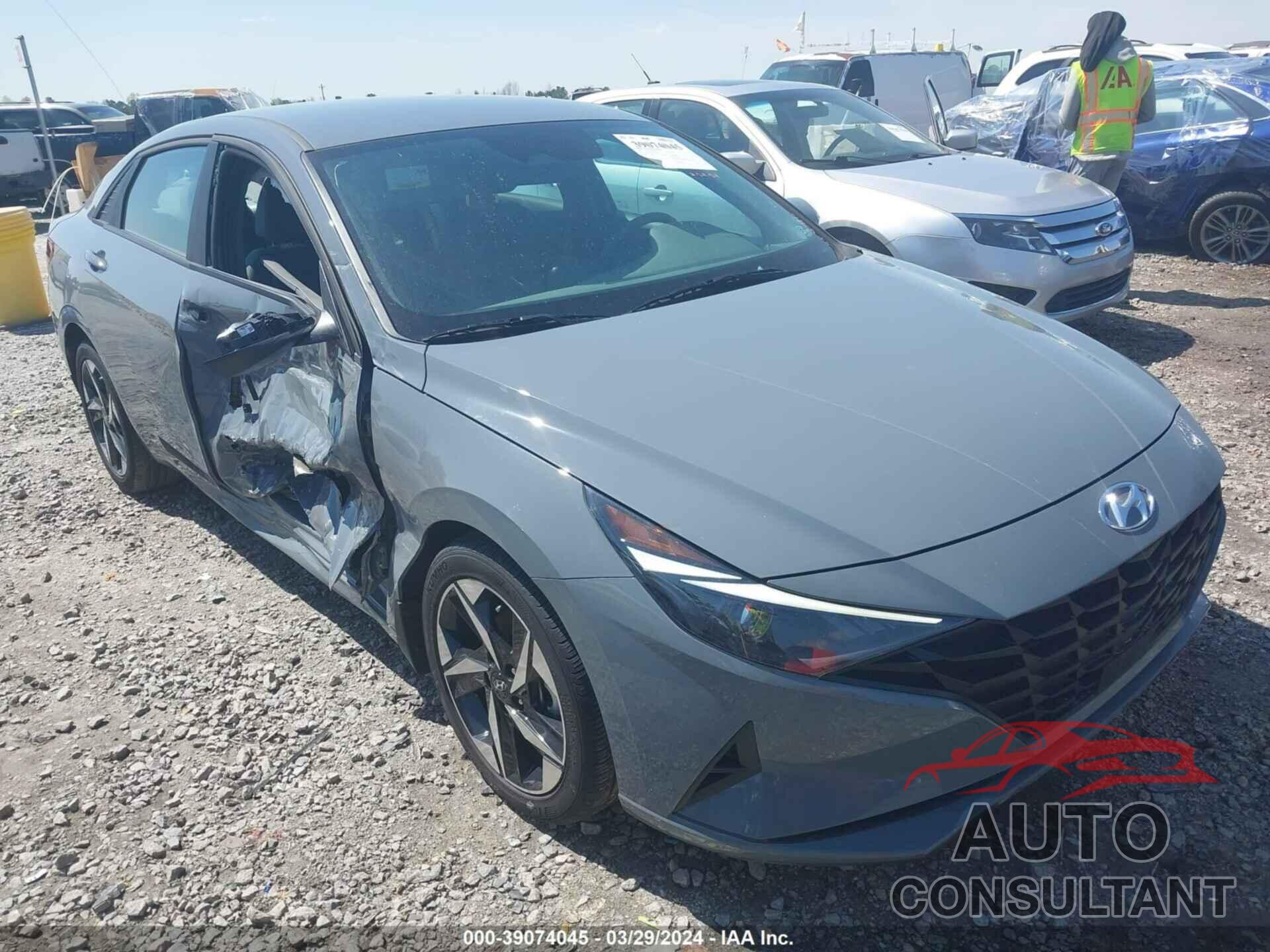 HYUNDAI ELANTRA 2023 - KMHLS4AG3PU410252