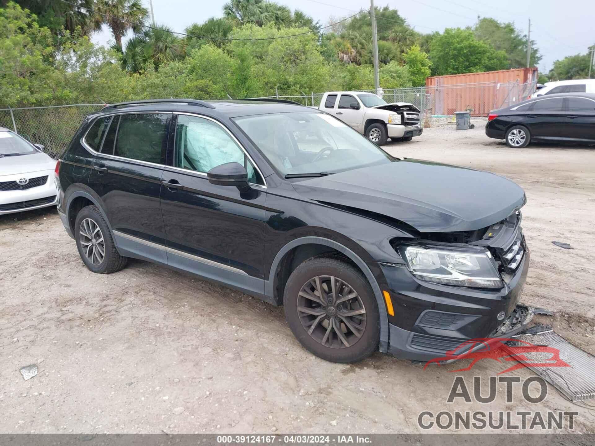 VOLKSWAGEN TIGUAN 2018 - 3VV3B7AX5JM192320