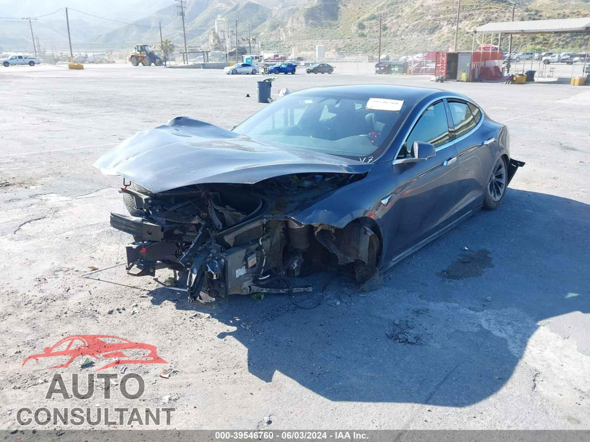 TESLA MODEL S 2018 - 5YJSA1E20JF276087