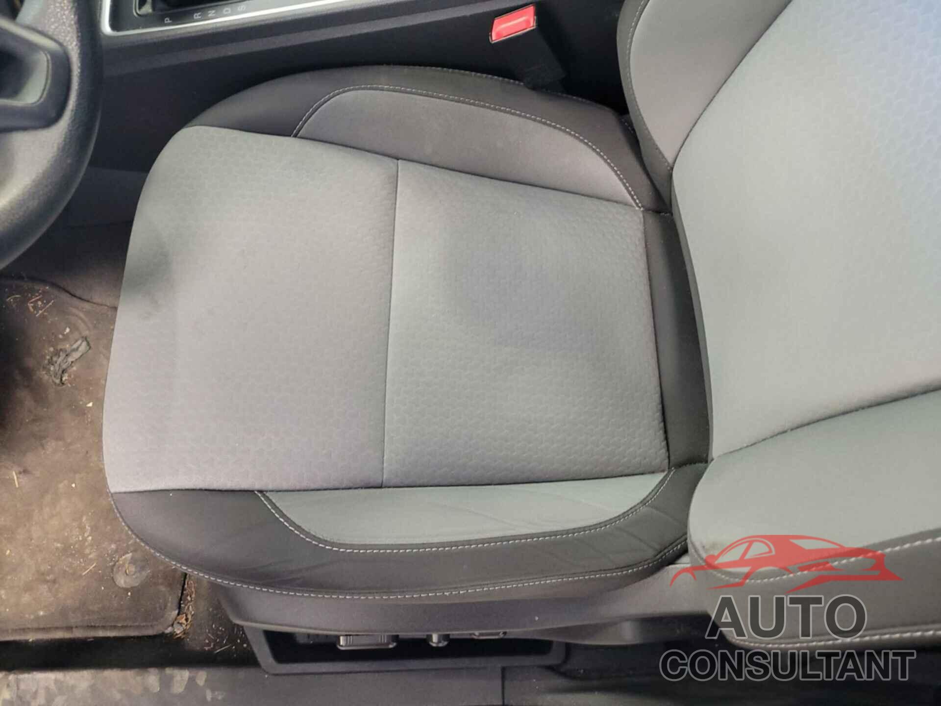 FORD ESCAPE 2018 - 1FMCU9GD9JUB17385