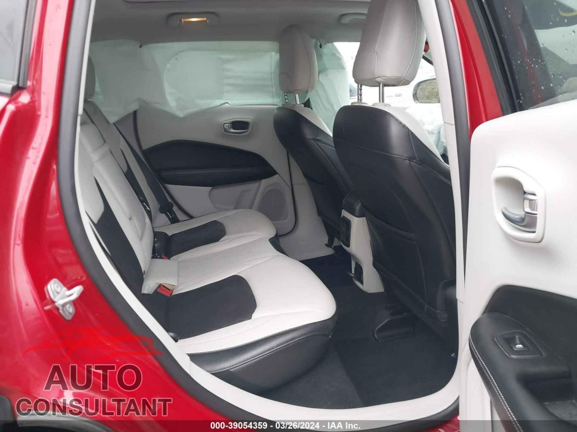 JEEP COMPASS 2018 - 3C4NJCBB2JT468951