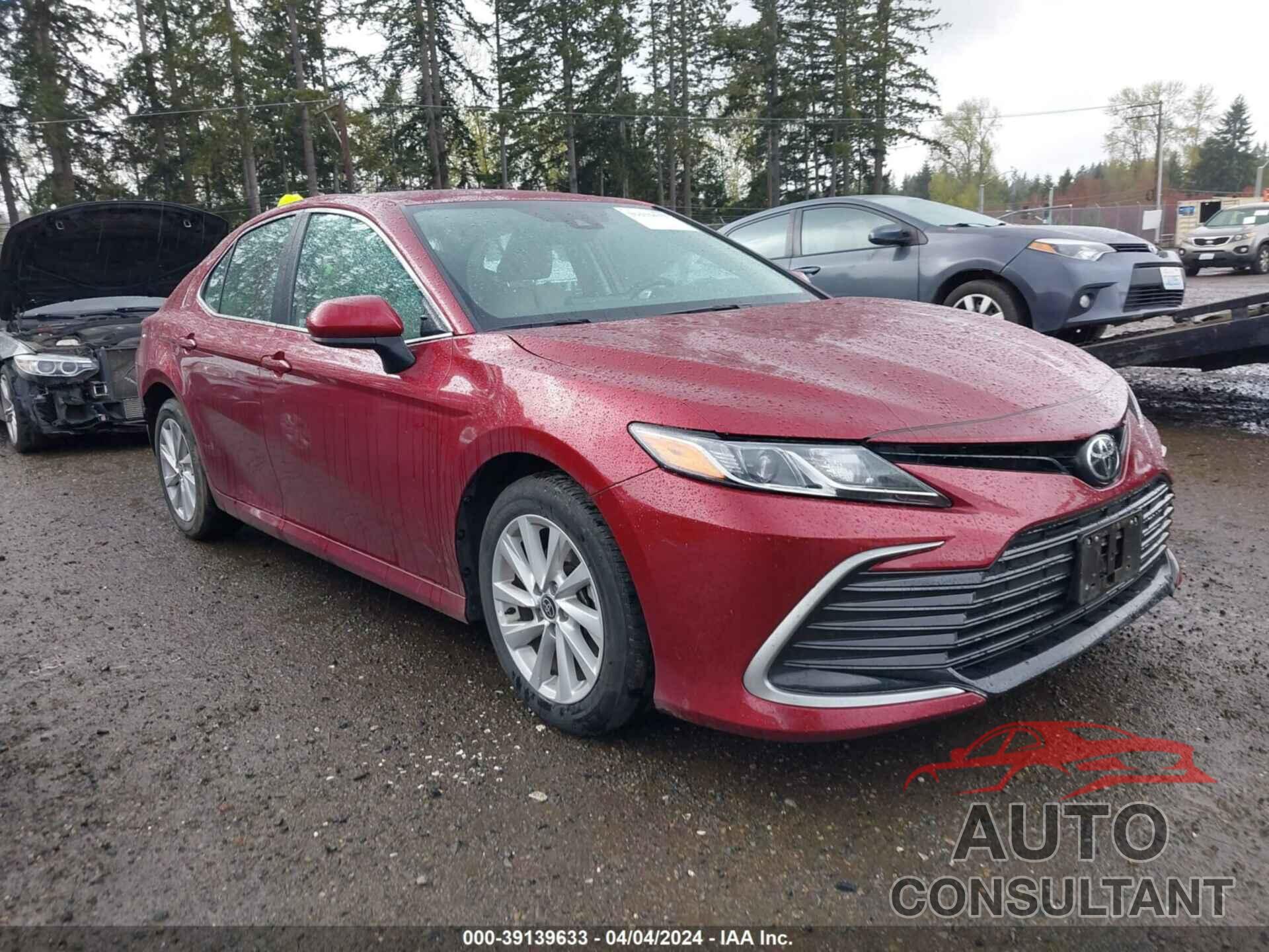 TOYOTA CAMRY 2021 - 4T1C11AK6MU580476