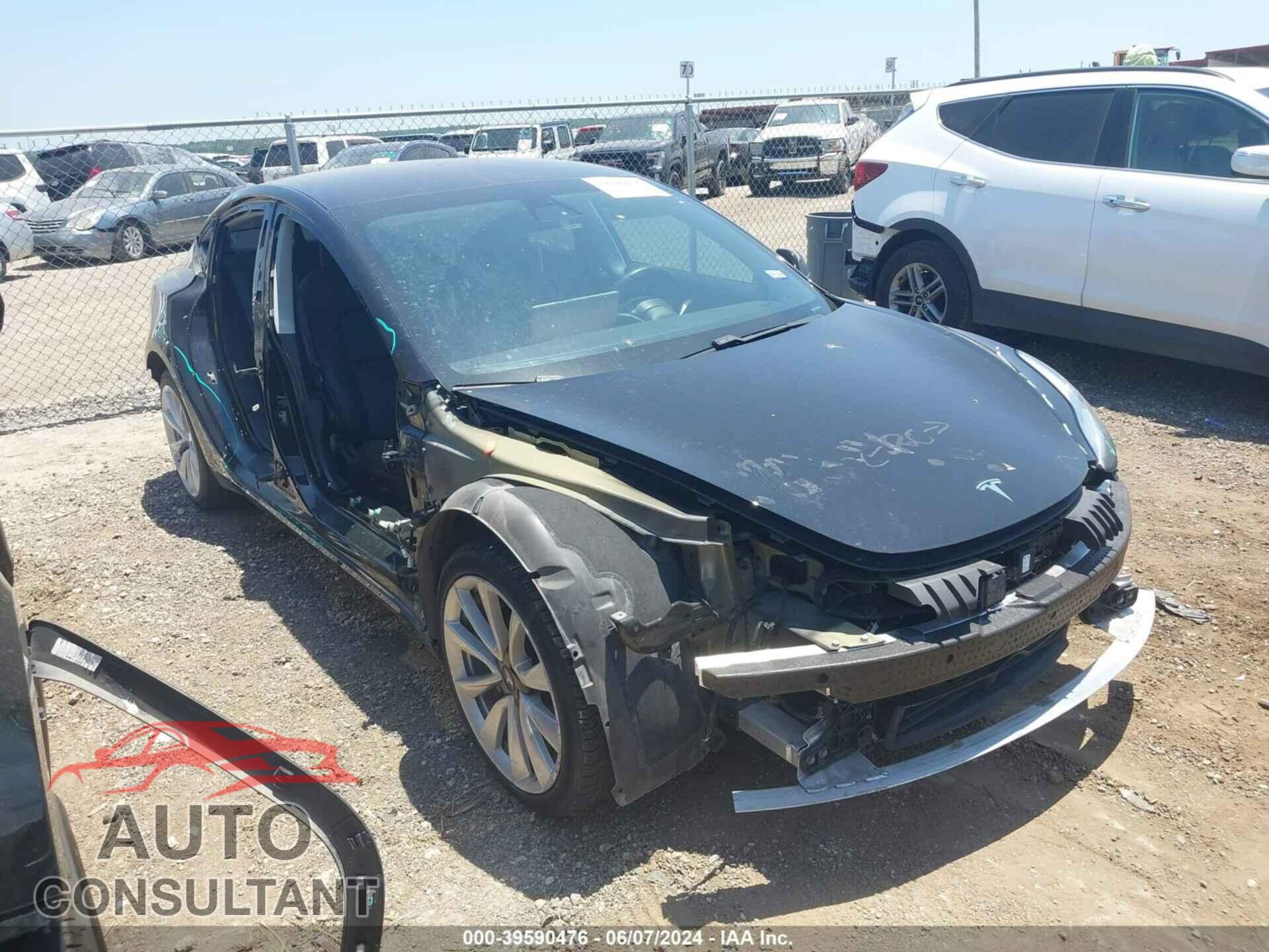 TESLA MODEL 3 2018 - 5YJ3E1EA5JF046870