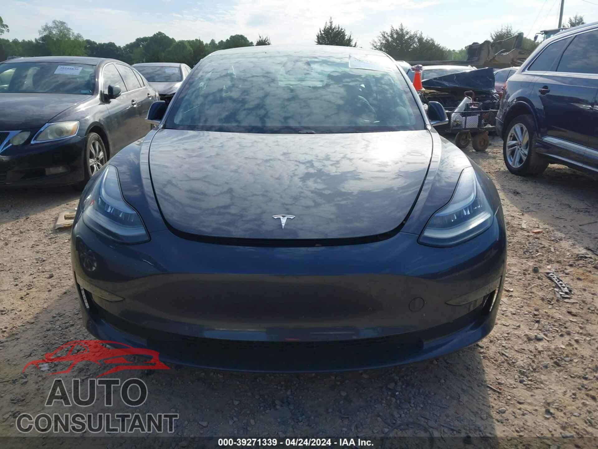 TESLA MODEL 3 2018 - 5YJ3E1EB0JF119359