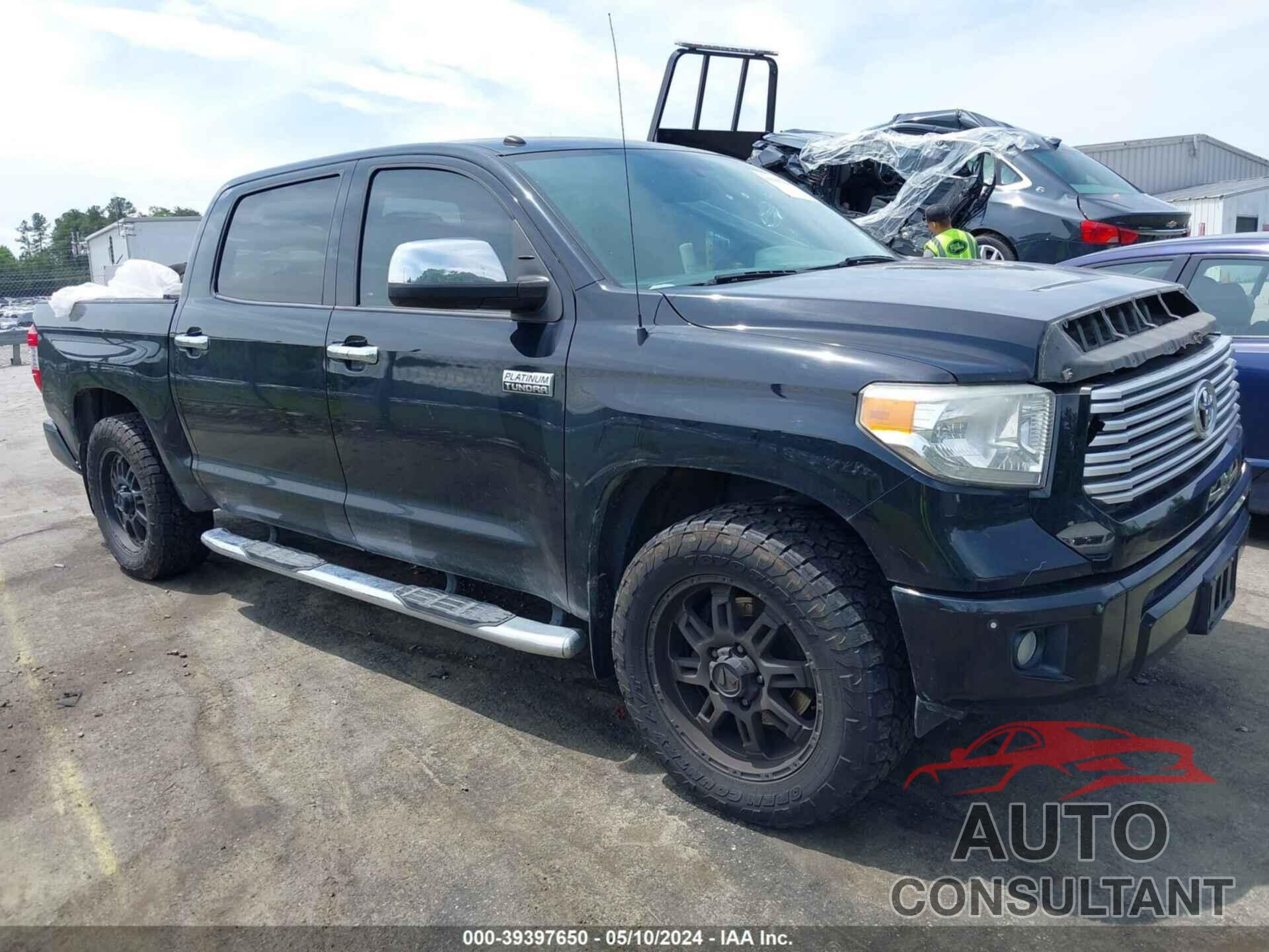 TOYOTA TUNDRA 2017 - 5TFAW5F12HX645400