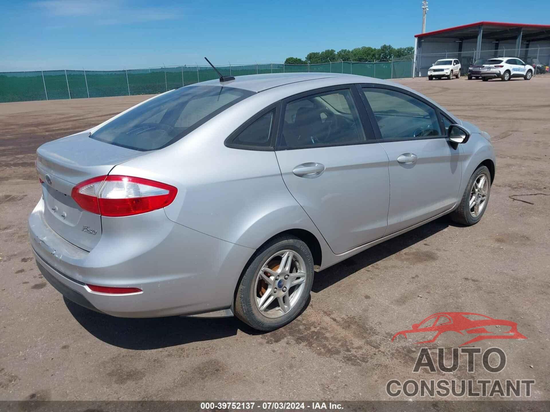 FORD FIESTA 2018 - 3FADP4BJ5JM115482