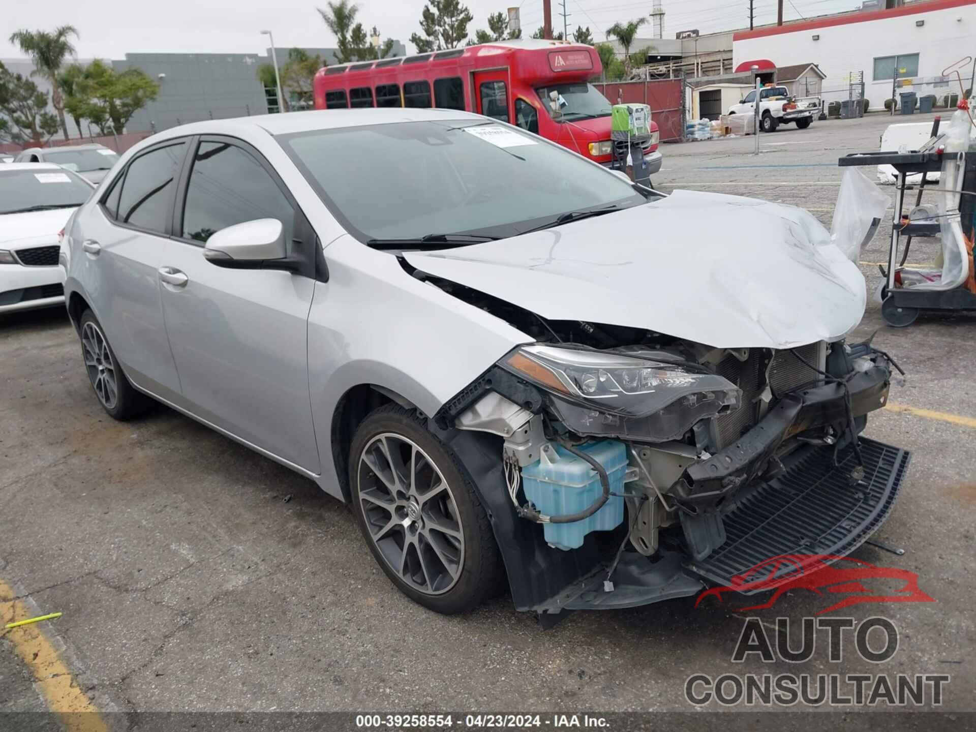 TOYOTA COROLLA 2017 - 5YFBURHE9HP603516