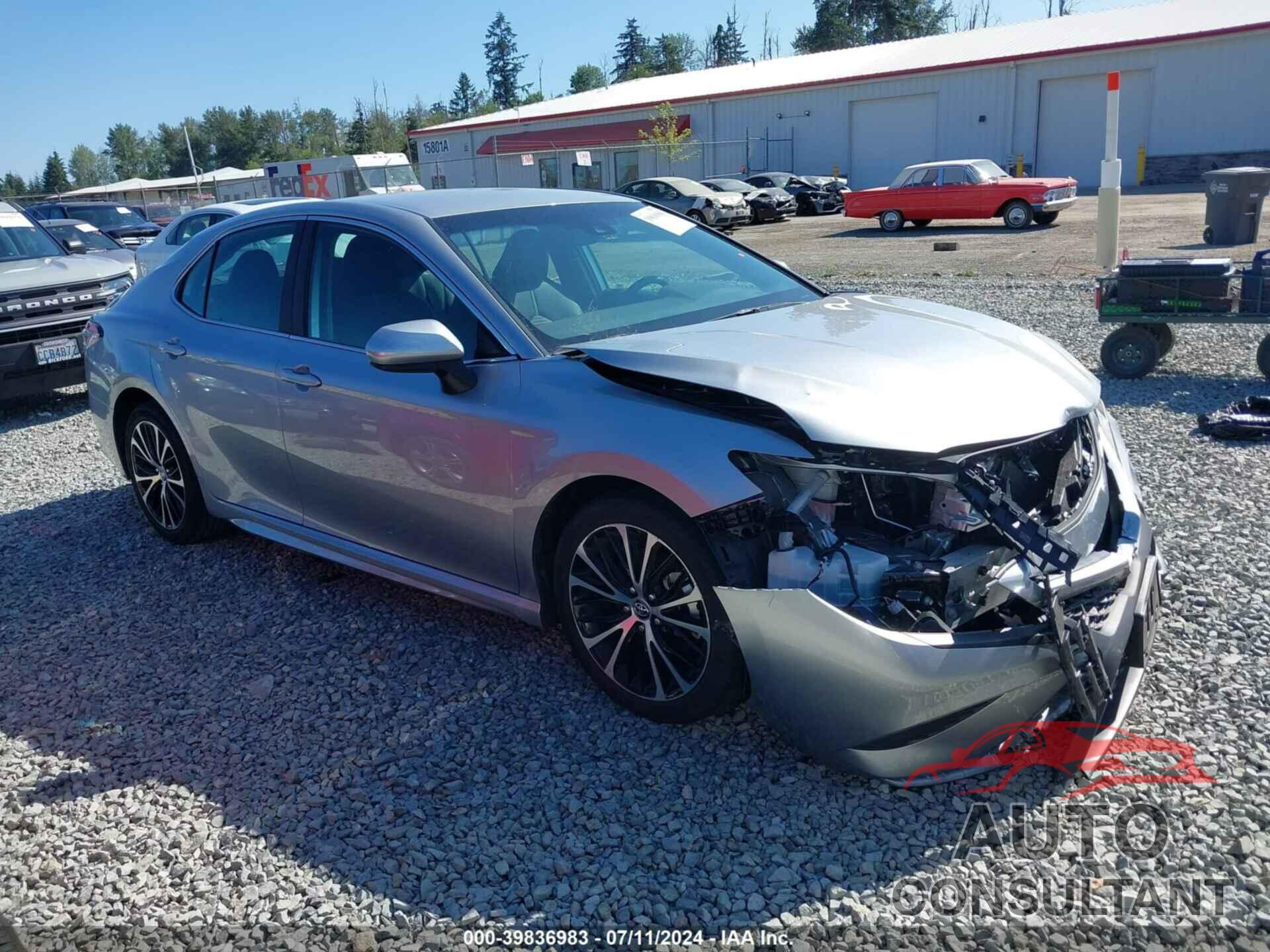 TOYOTA CAMRY 2020 - 4T1G11AK2LU933747