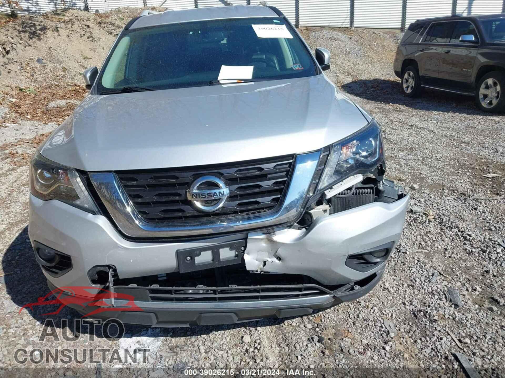 NISSAN PATHFINDER 2019 - 5N1DR2MM4KC638104