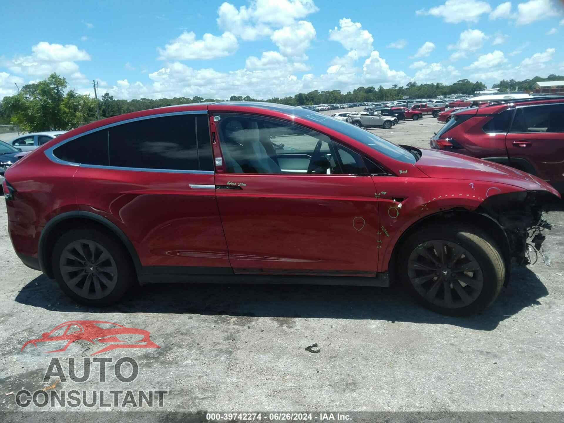 TESLA MODEL X 2017 - 5YJXCBE25HF065600