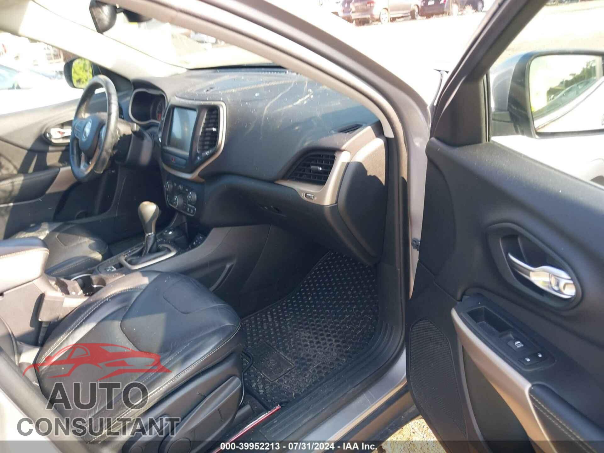 JEEP CHEROKEE 2017 - 1C4PJMCS9HD213923
