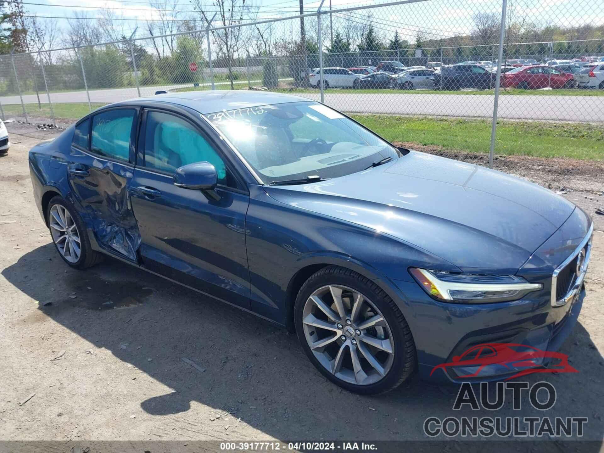 VOLVO S60 2019 - 7JR102FK1KG003834