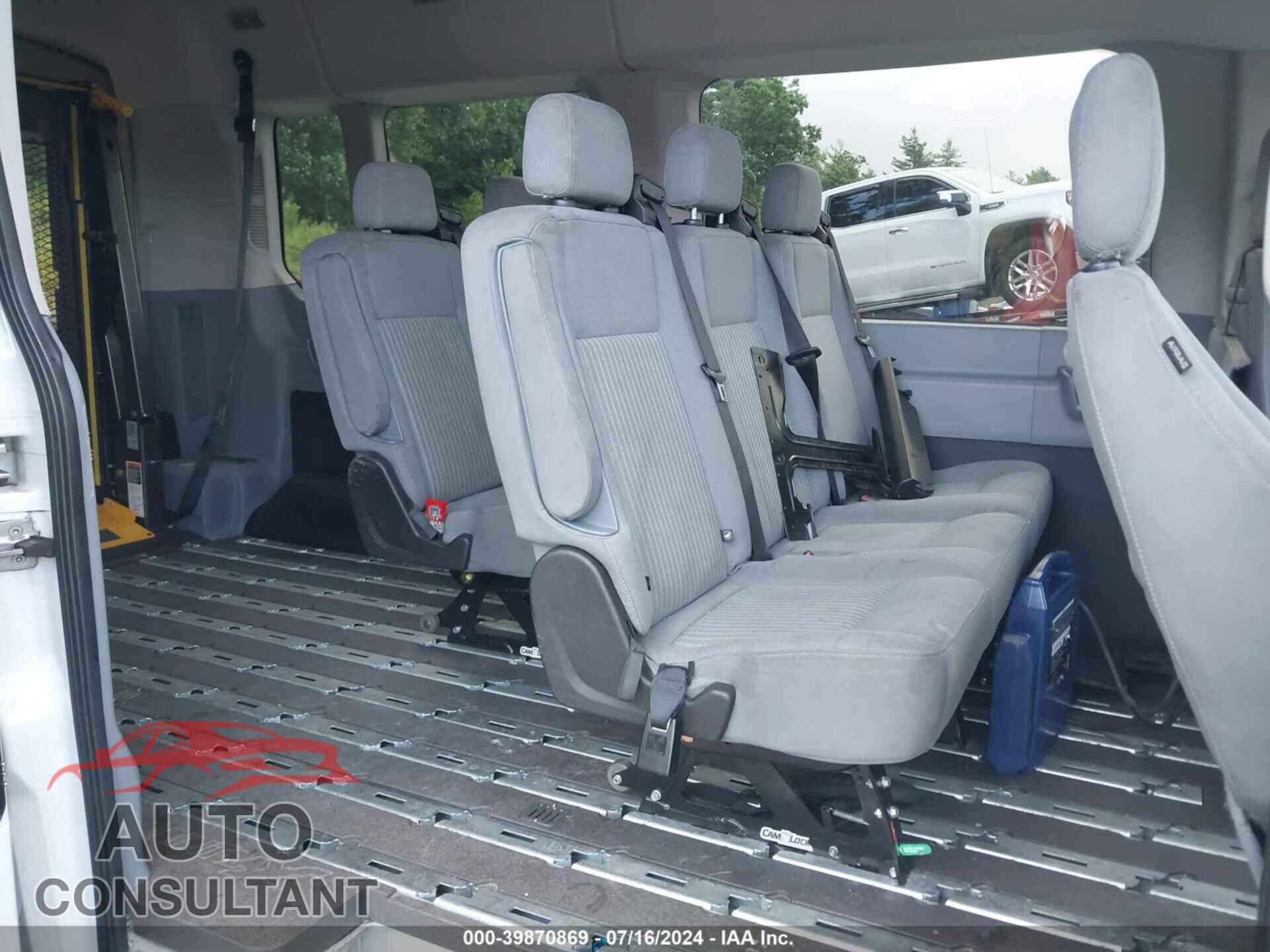 FORD TRANSIT 2017 - 1FBAX2CM0HKA61797