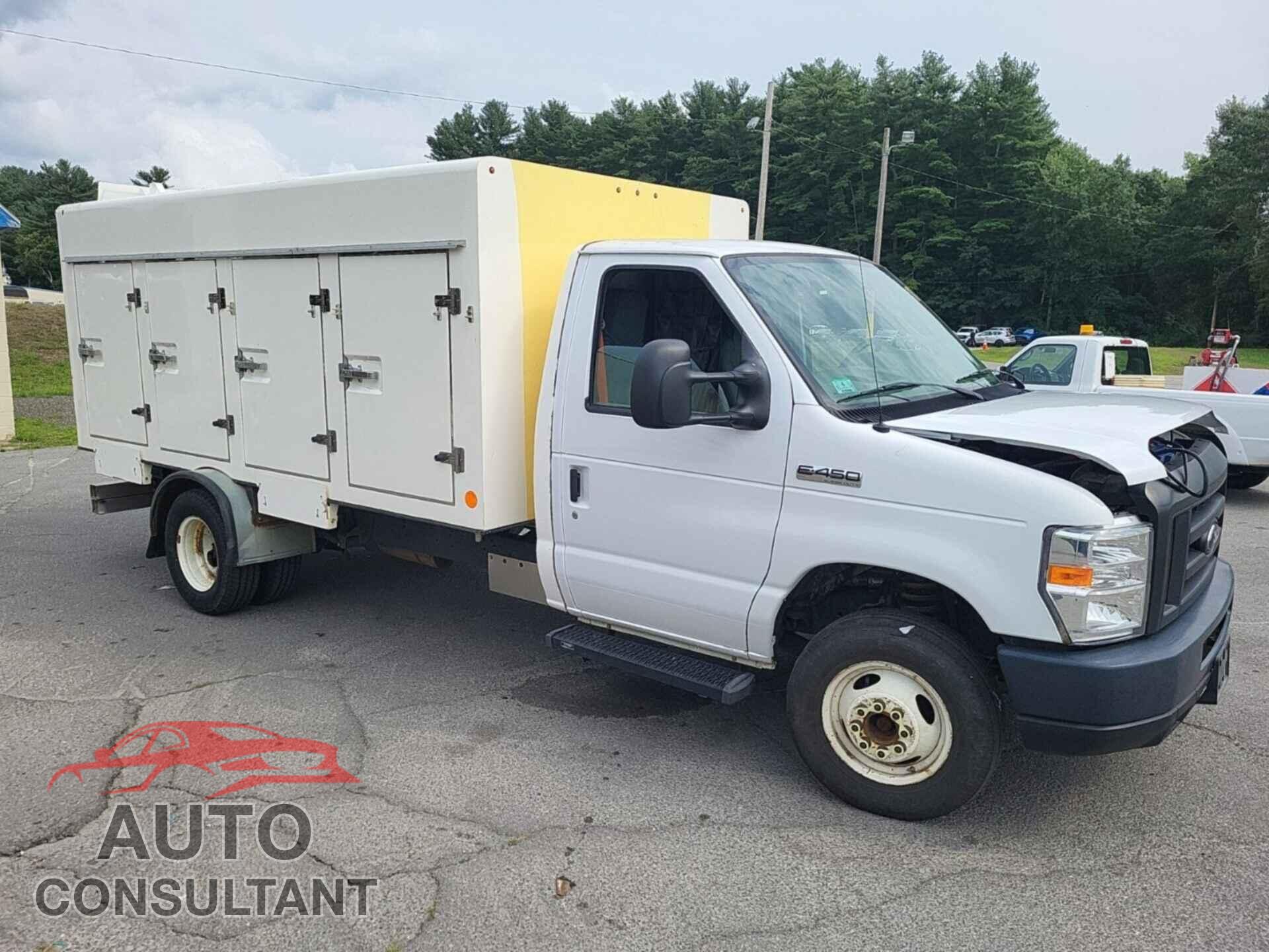 FORD ECONOLINE 2017 - 1FDXE4FS4HDC69022