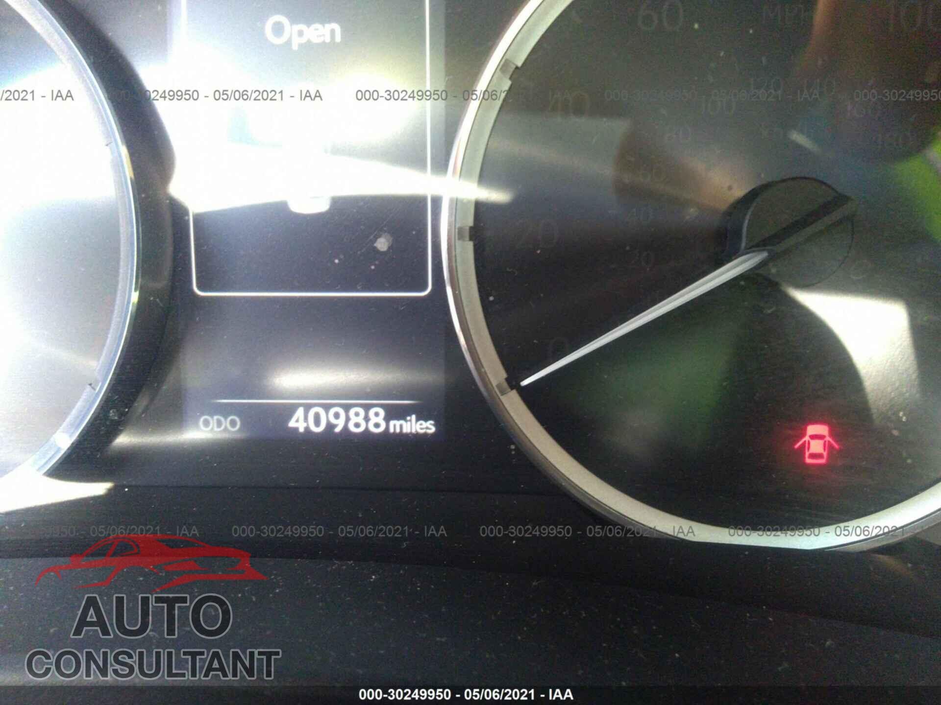 LEXUS IS 2017 - JTHCM1D27H5019838